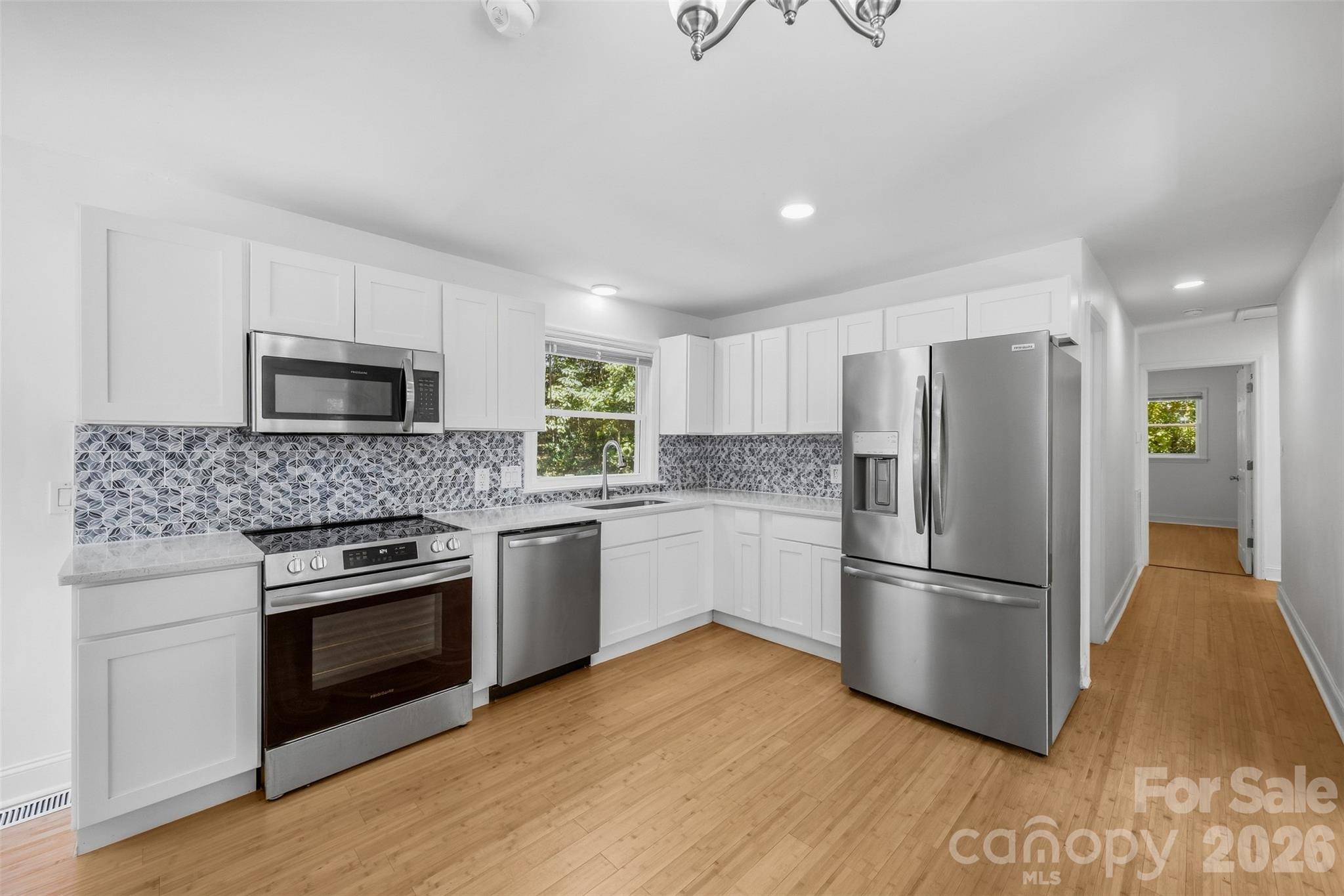 109 E Georgia Avenue Property Photo 7