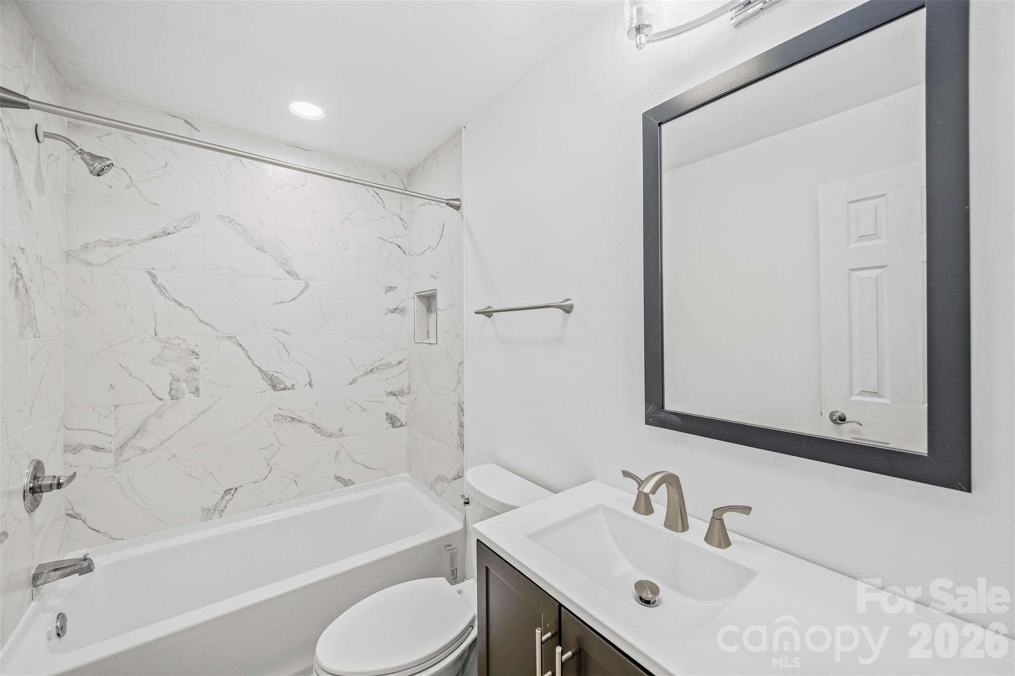109 E Georgia Avenue Property Photo 11