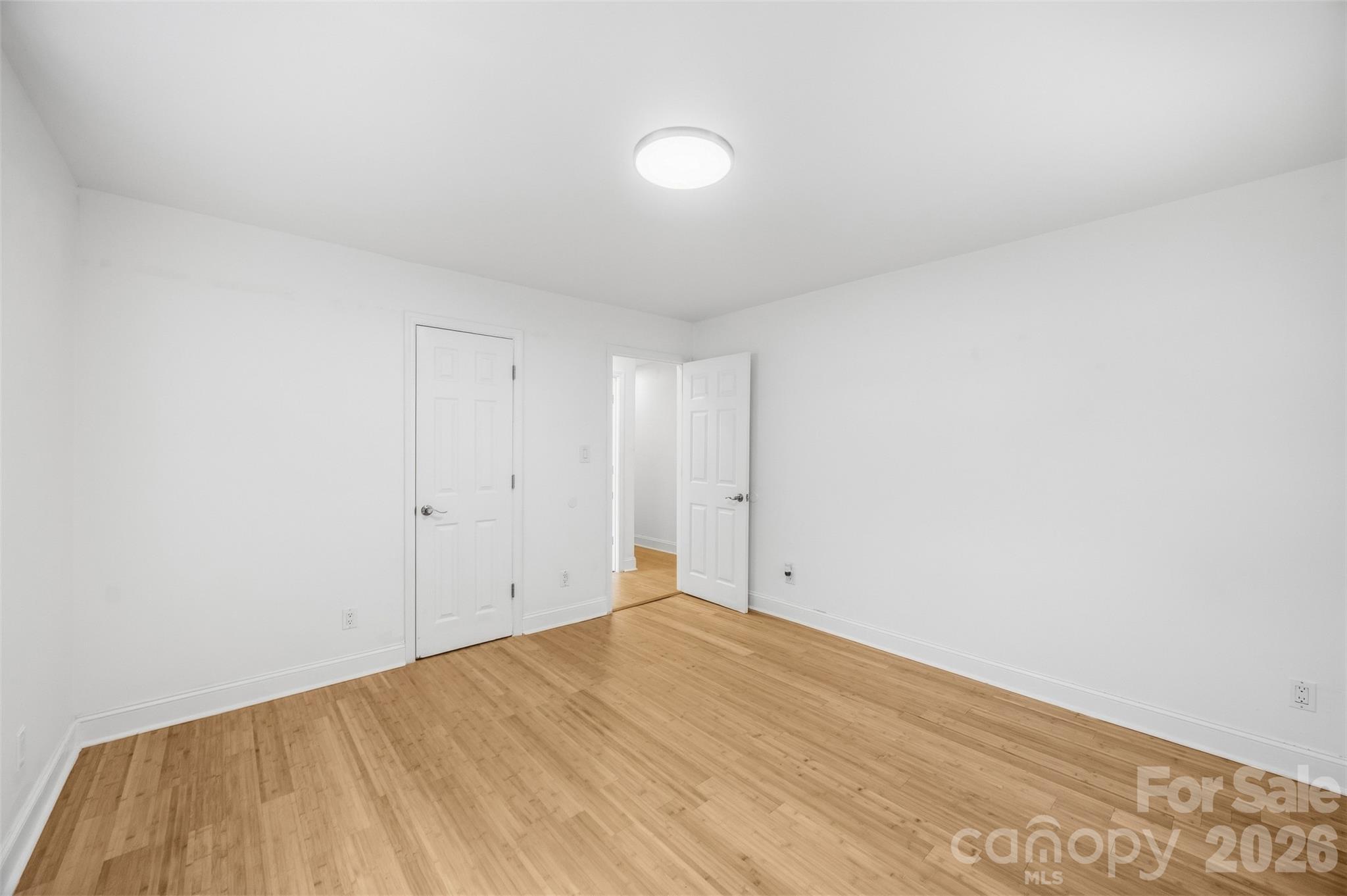 109 E Georgia Avenue Property Photo 18