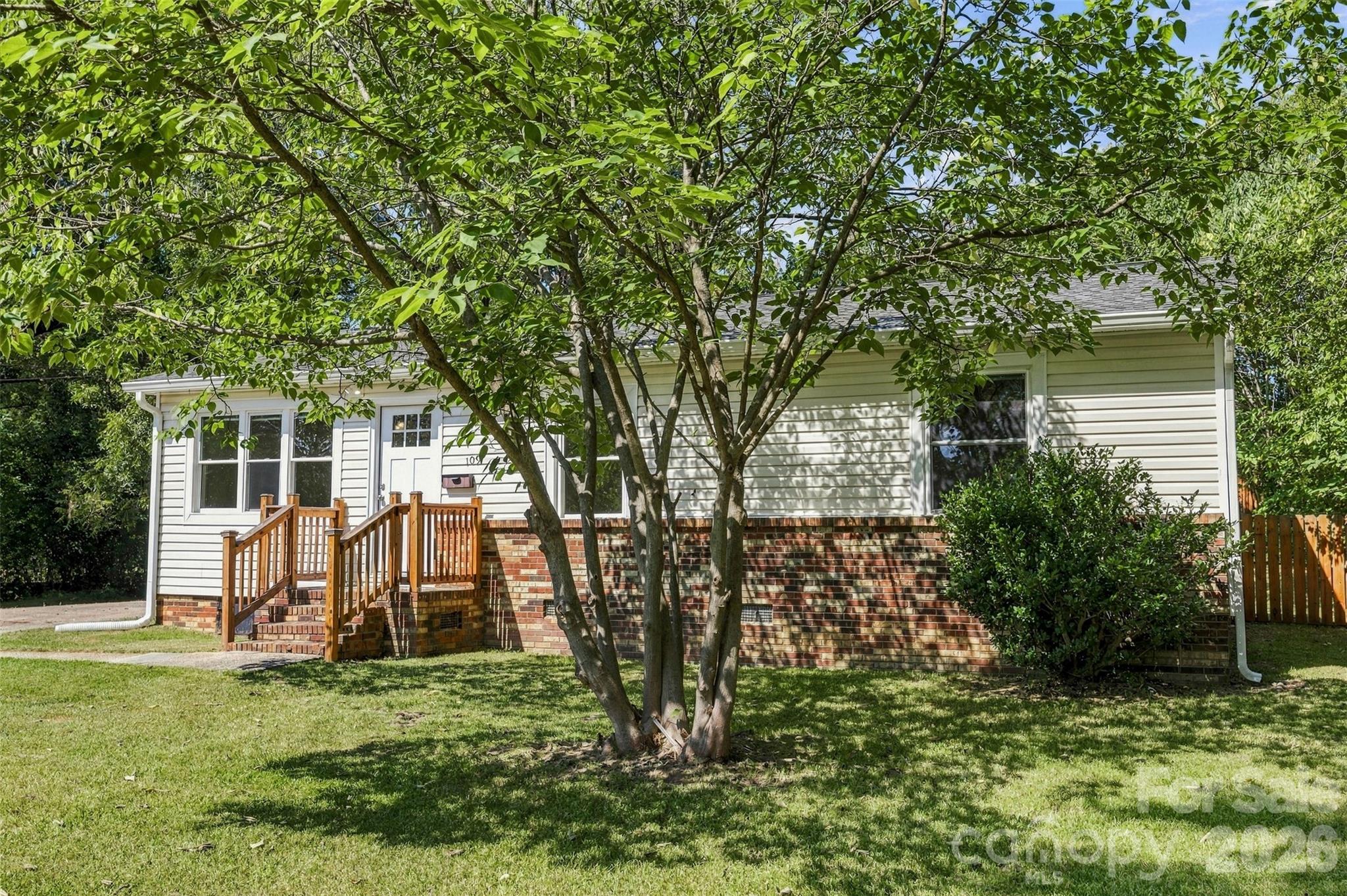 109 E Georgia Avenue Property Photo 29