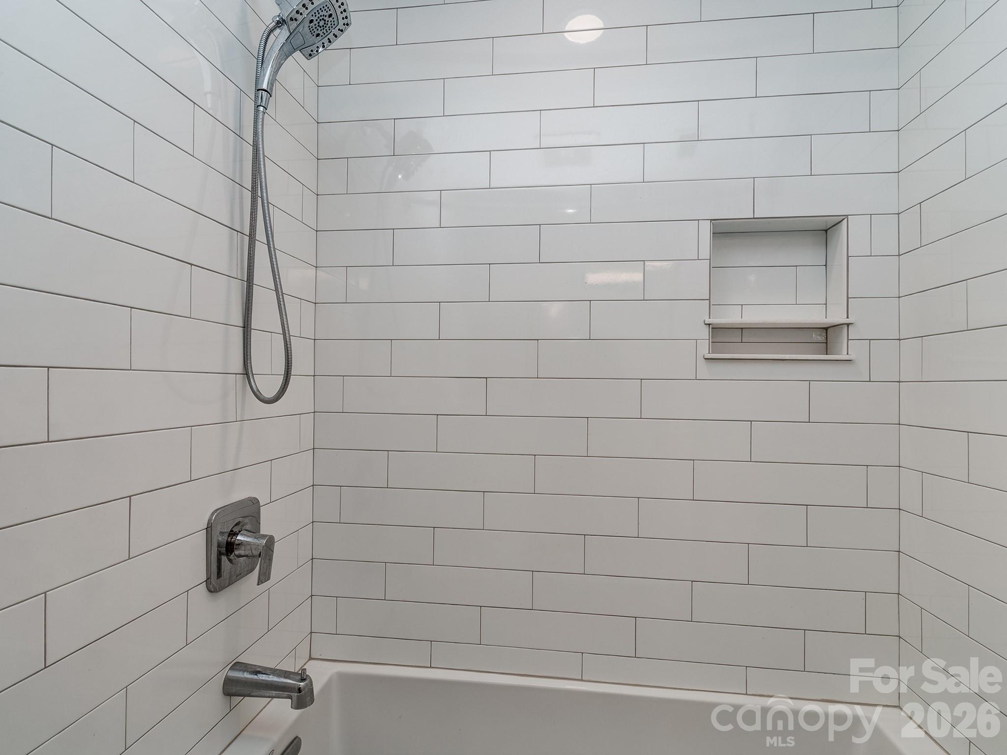 611 Reynolds Drive Property Photo 15