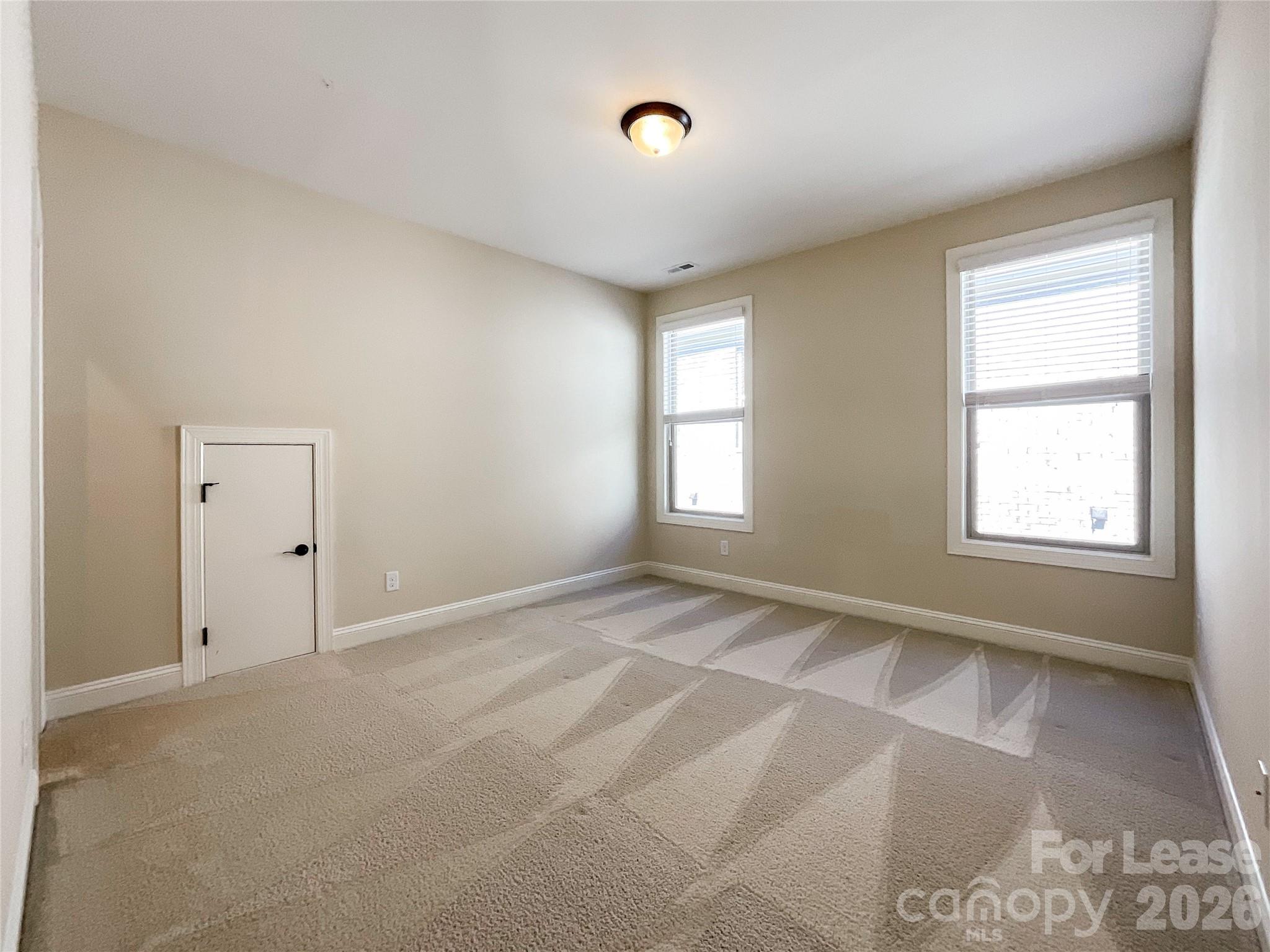 214 Smithfield Drive Property Photo 11