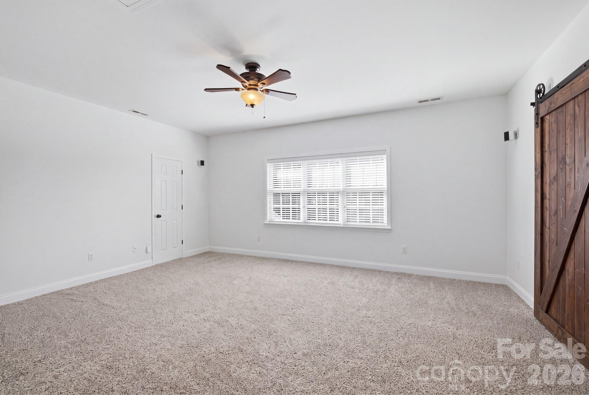 11646 Red Falcon Court Property Photo 27
