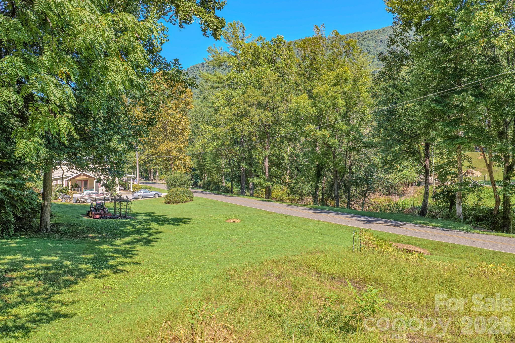 144 Lake Esterena Drive Na Property Photo 1