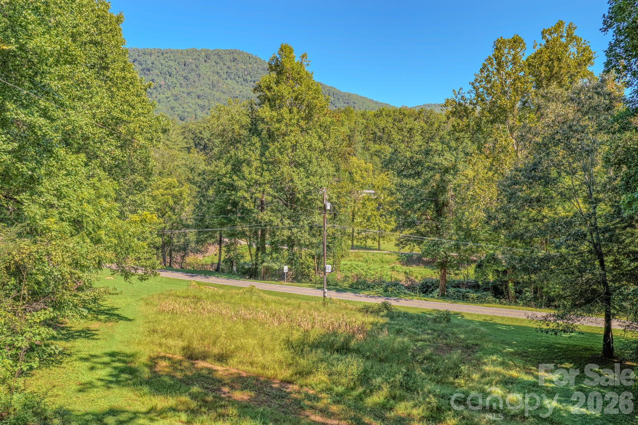 144 Lake Esterena Drive Na Property Photo 4