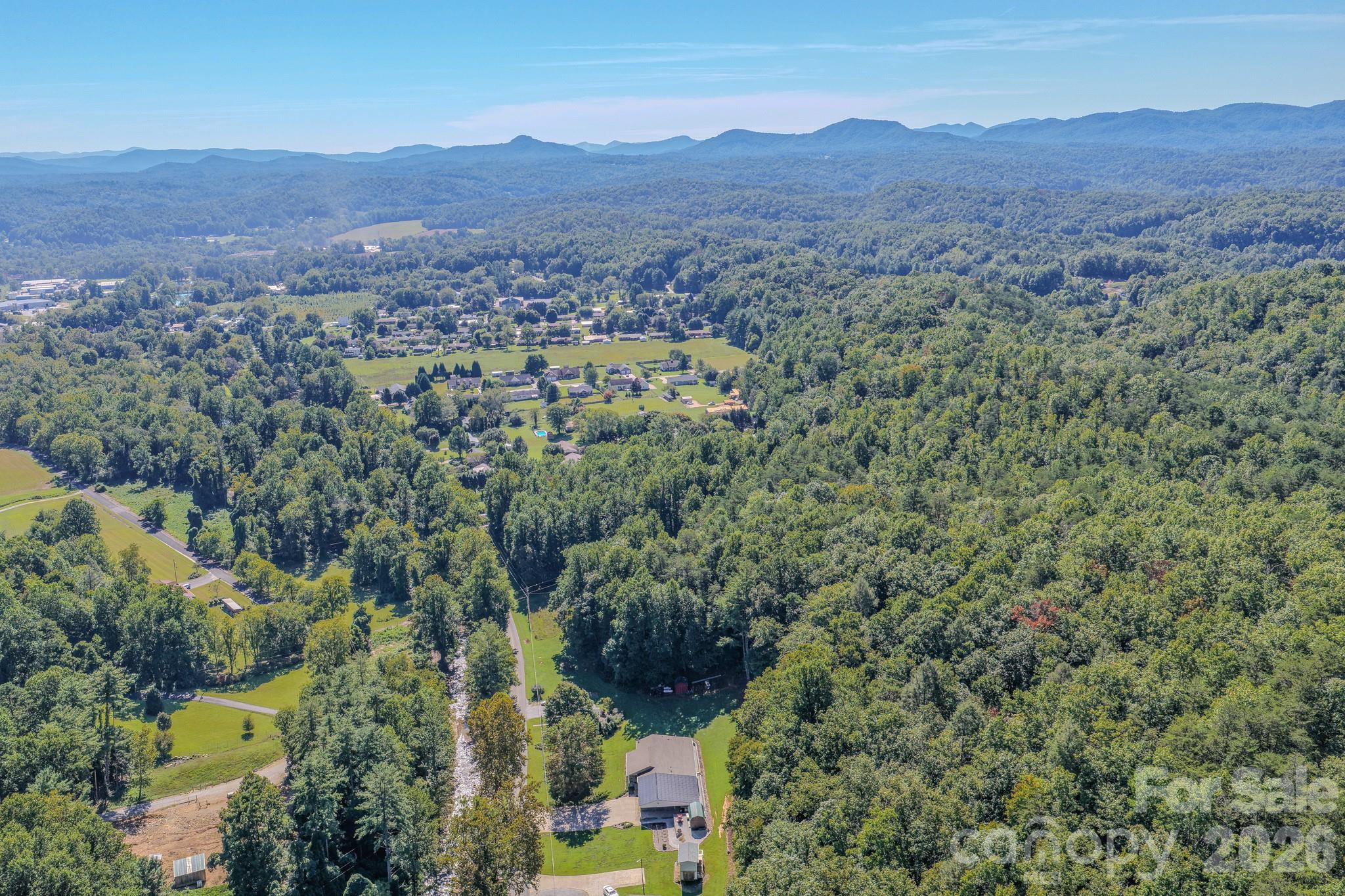 144 Lake Esterena Drive Na Property Photo 14