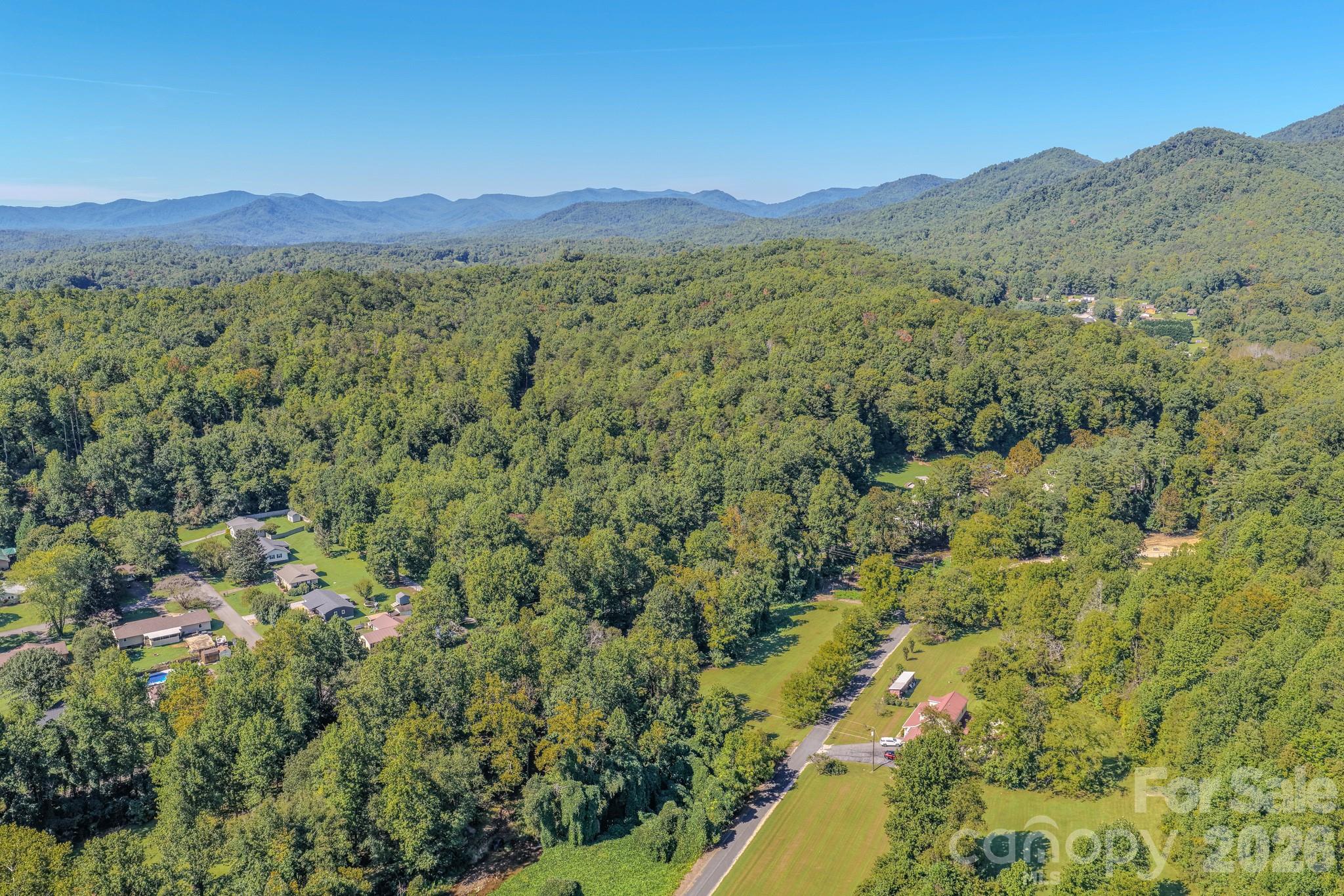 144 Lake Esterena Drive Na Property Photo 23