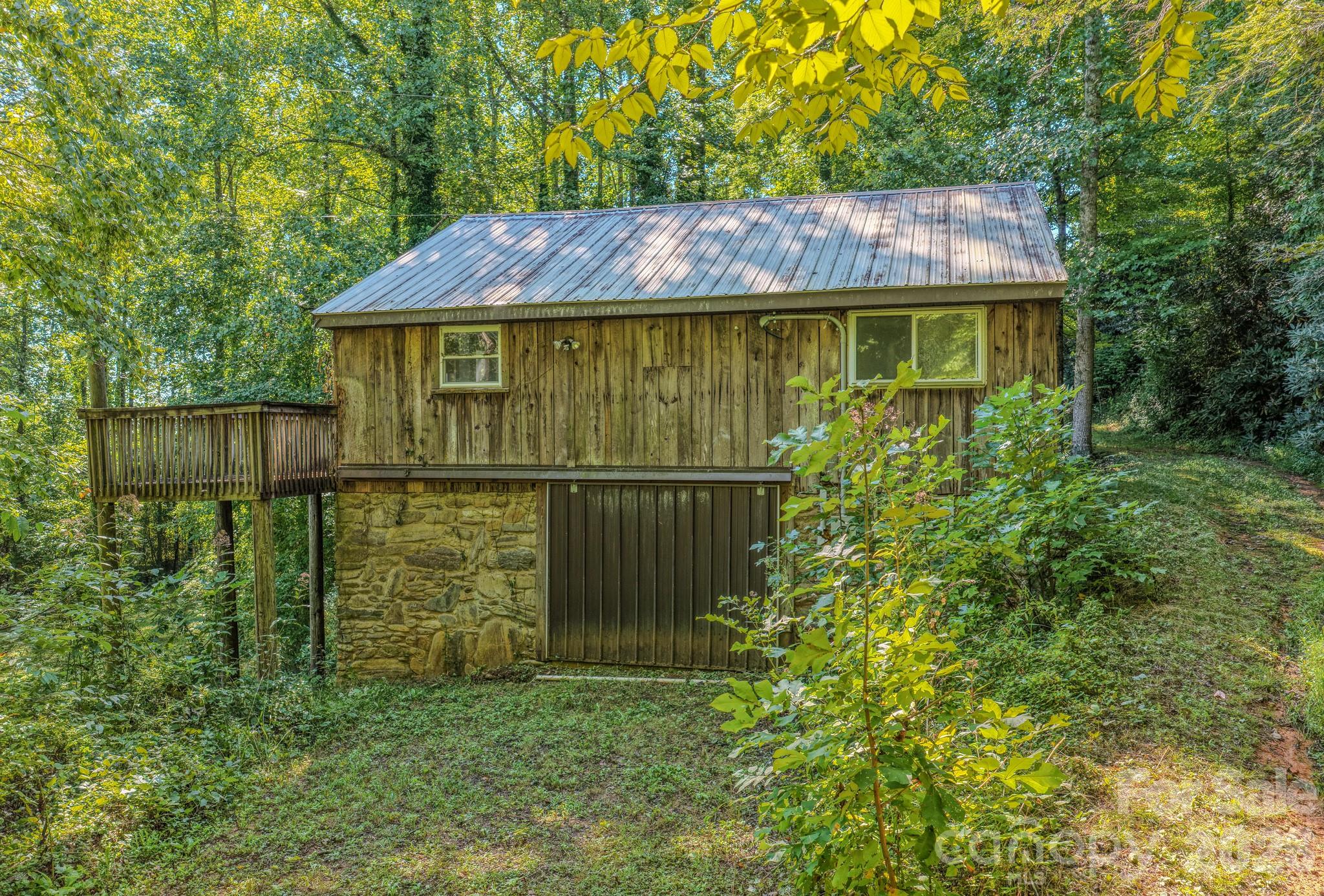 144 Lake Esterena Drive Na Property Photo 29