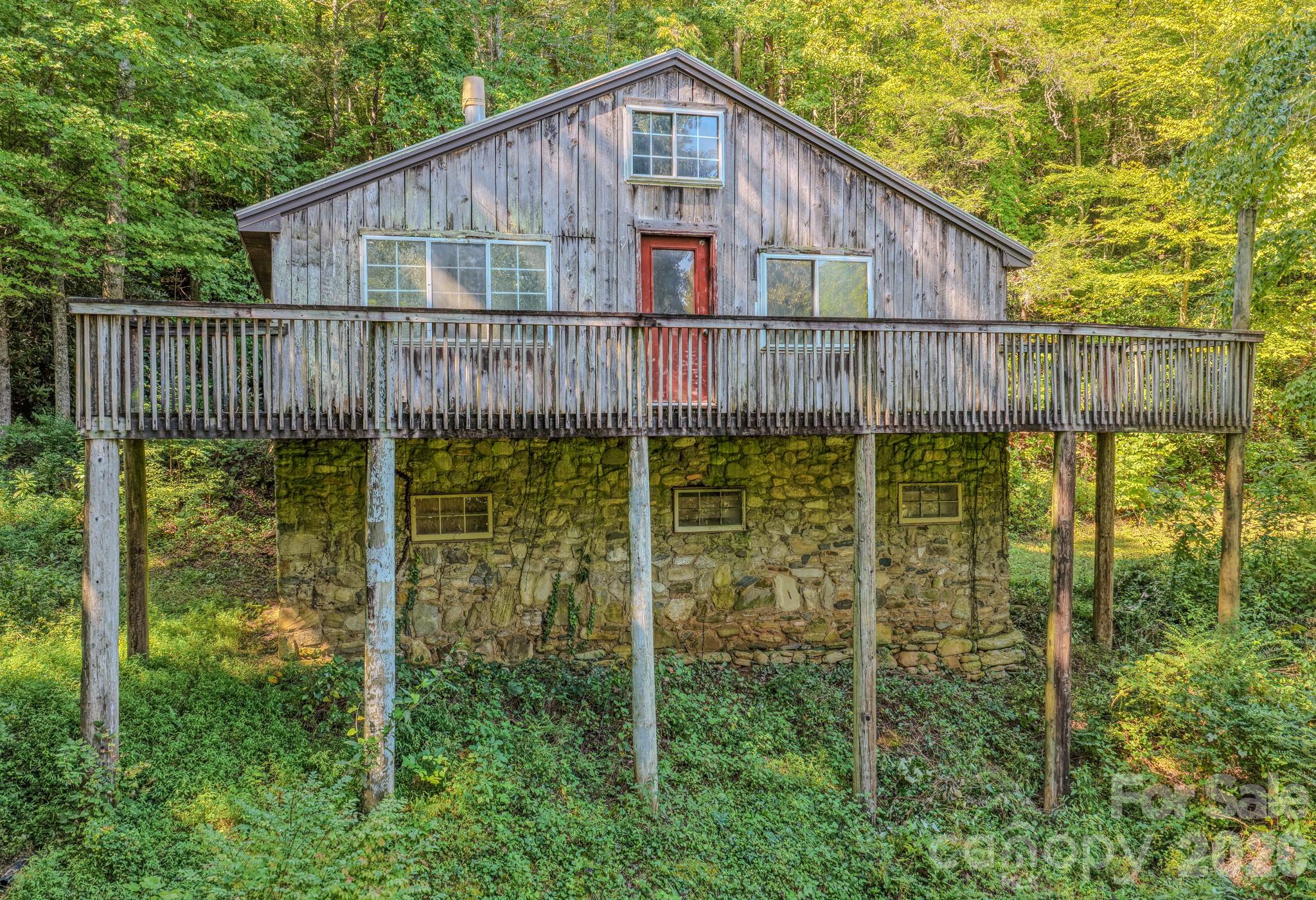 144 Lake Esterena Drive Na Property Photo 30