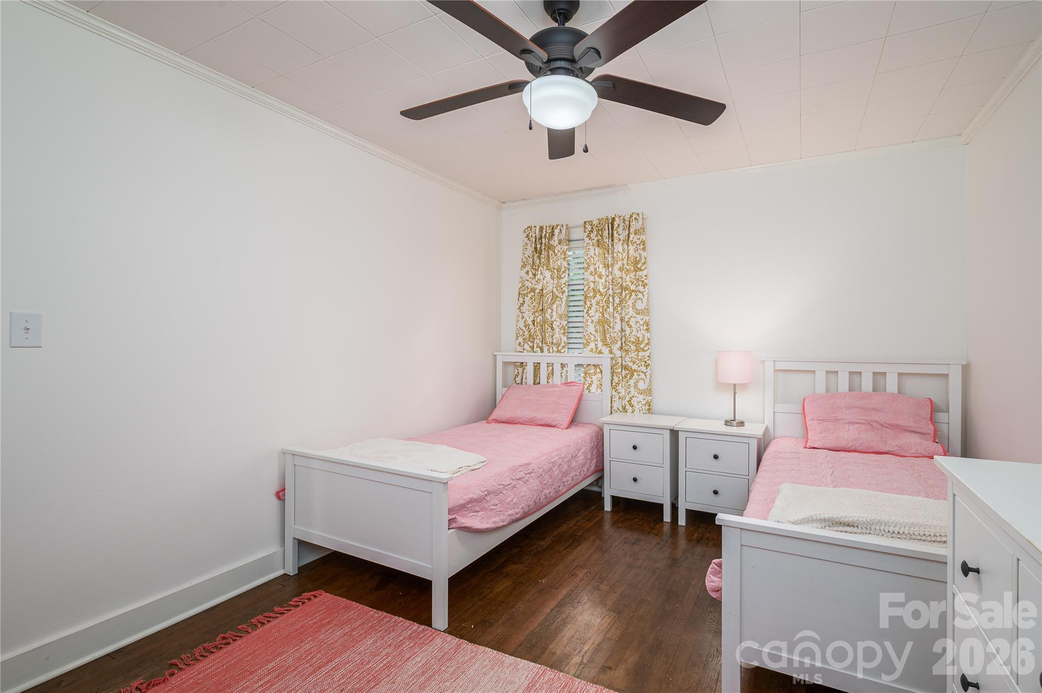 123 E Dixon Street Property Photo 20