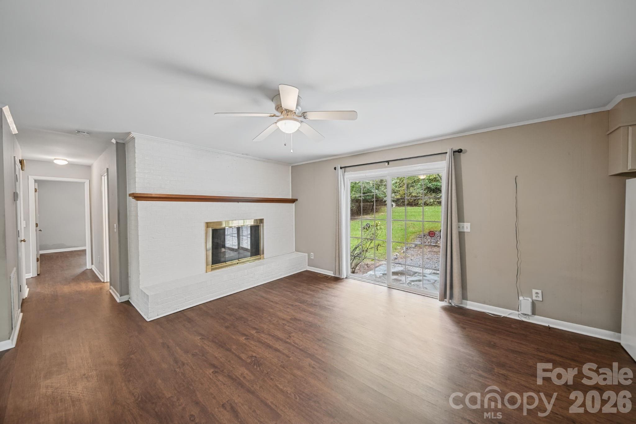 204 Breslin Street Property Photo 16