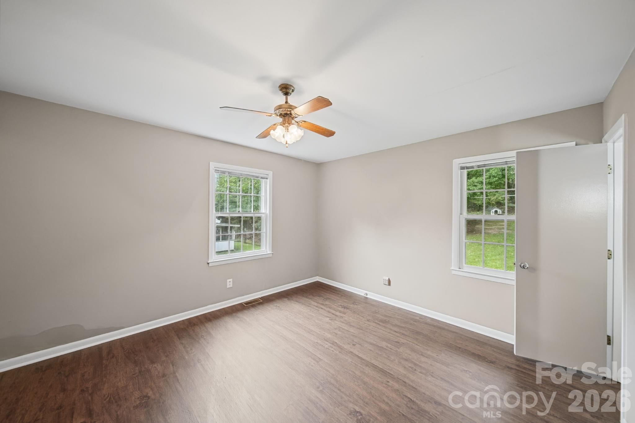 204 Breslin Street Property Photo 26