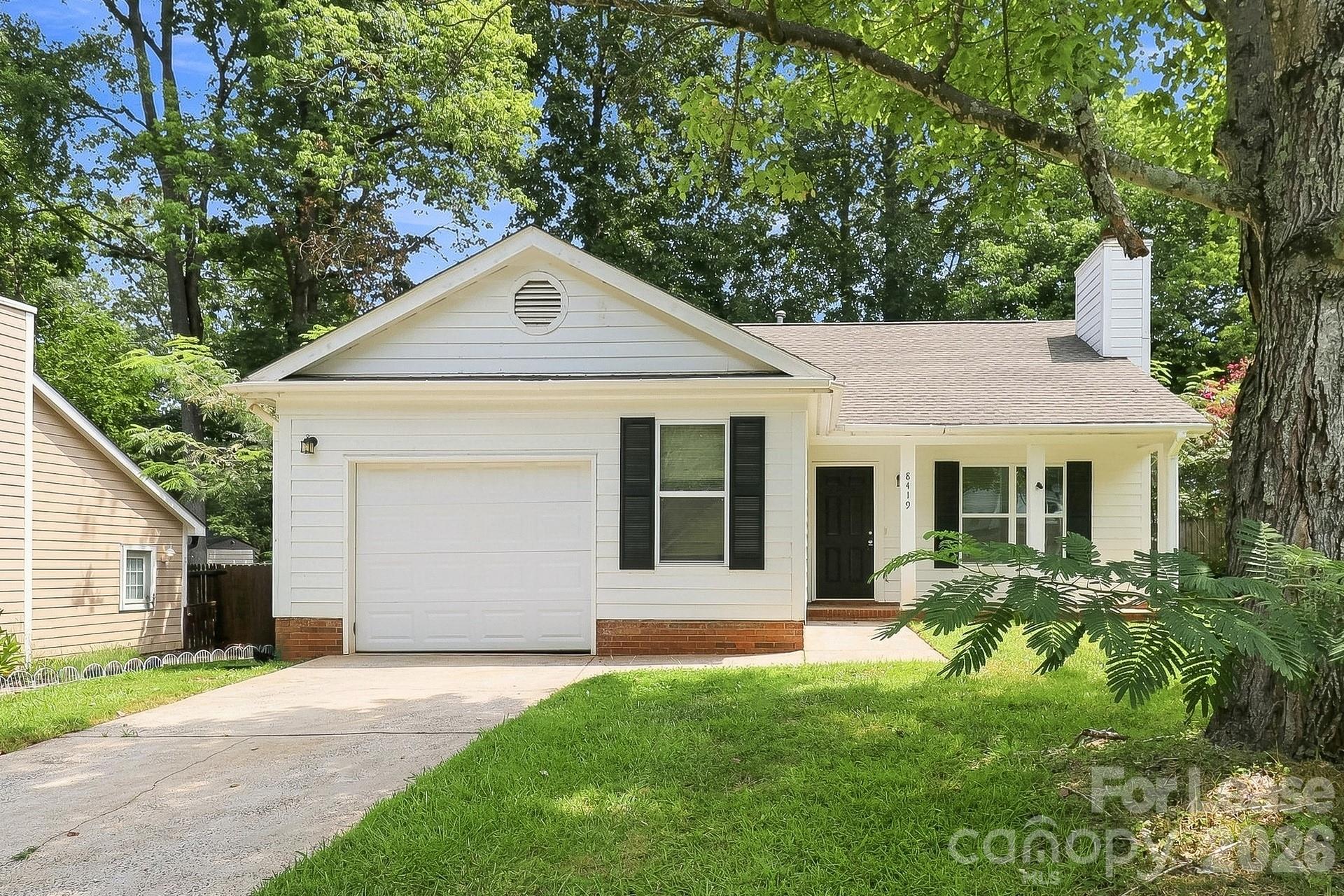 8419 Milton Morris Drive Property Photo 1