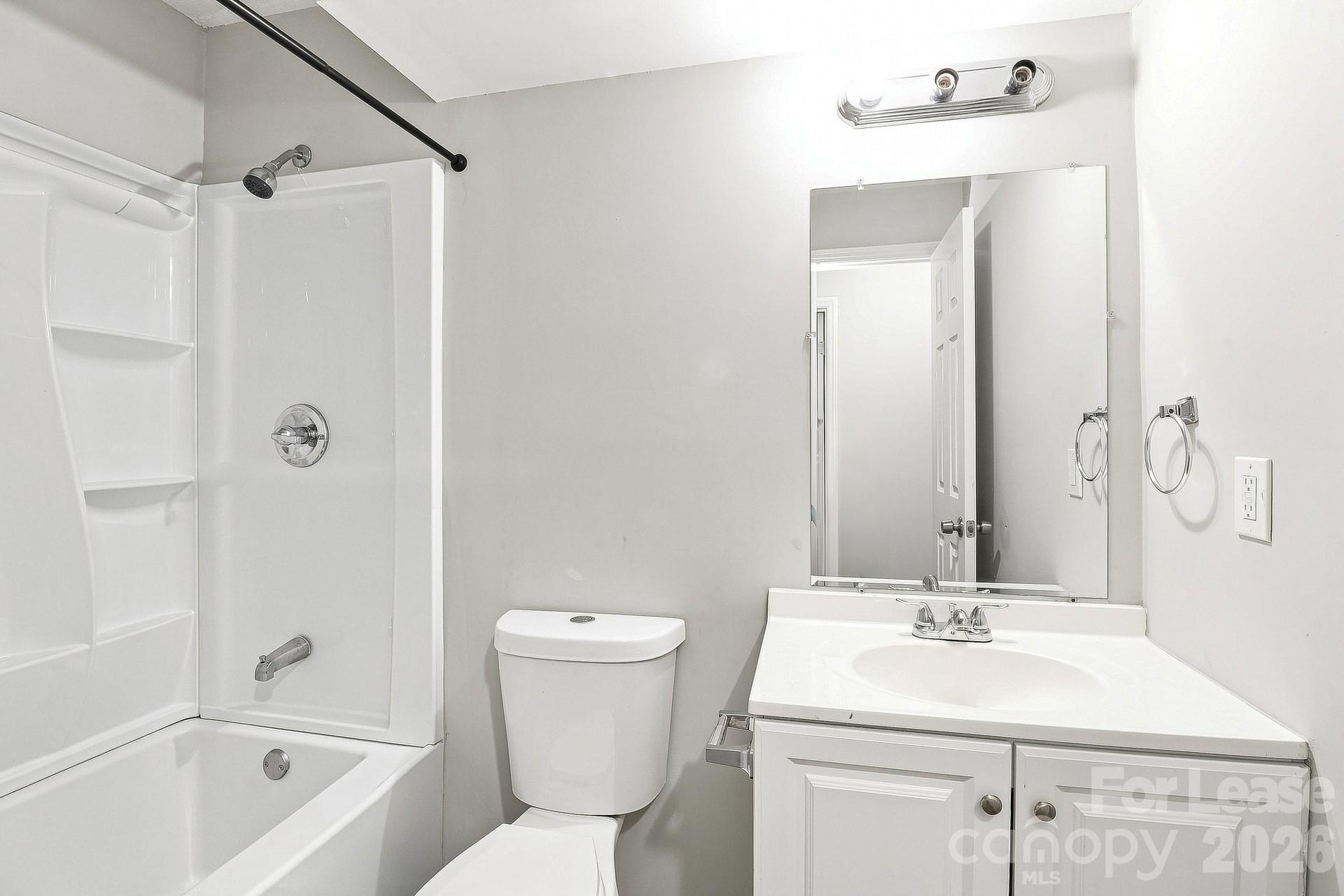 8419 Milton Morris Drive Property Photo 13