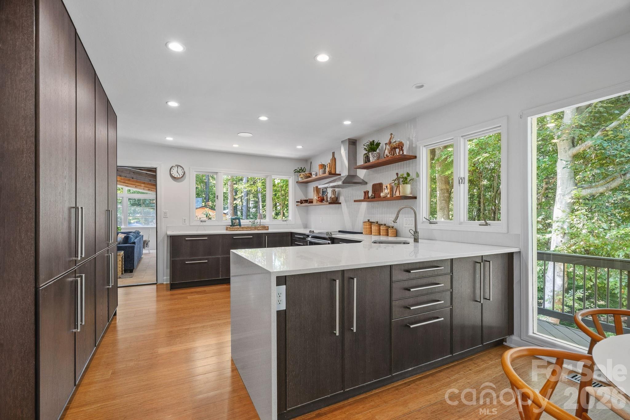 3100 Indian Rock Road Property Photo 9