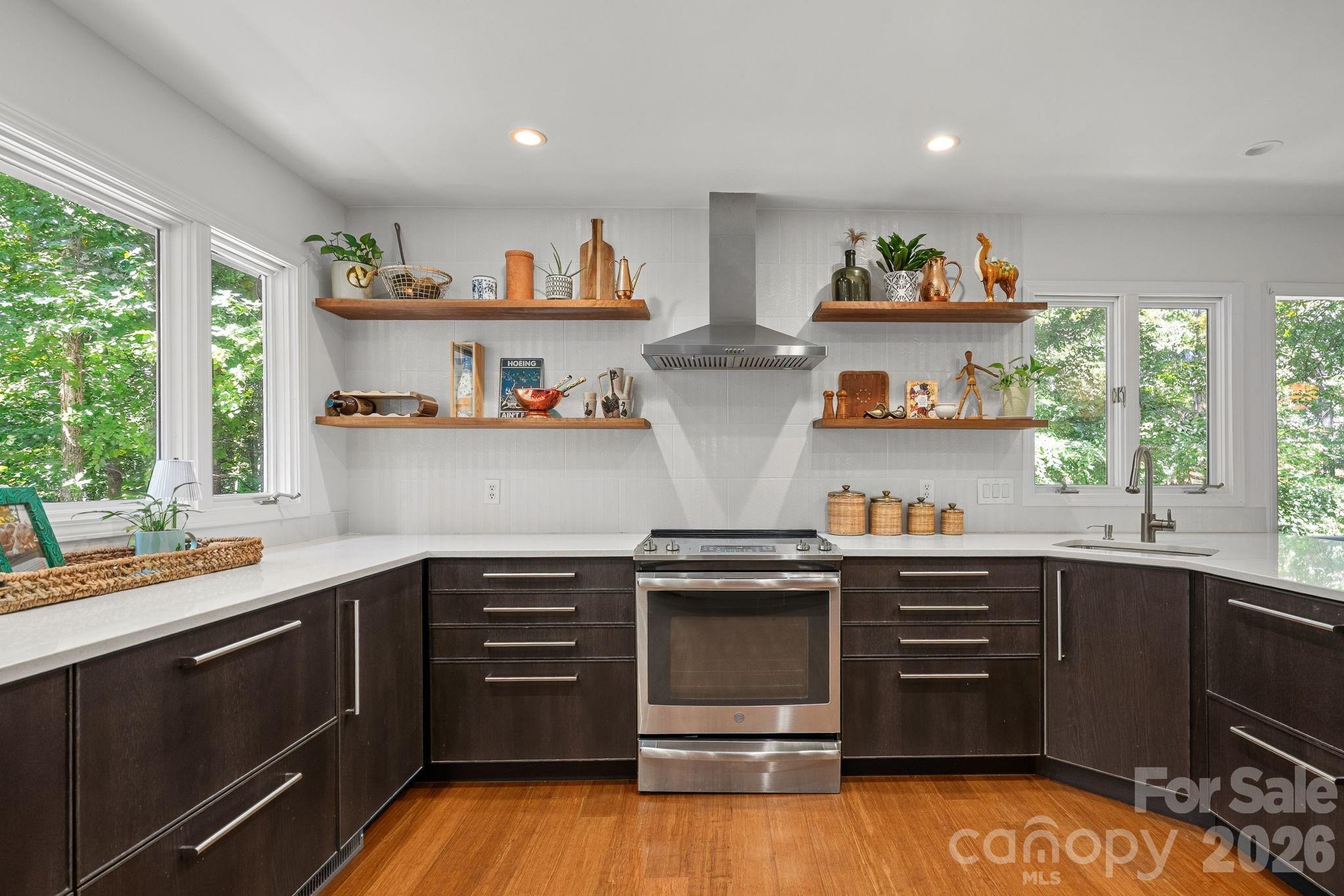 3100 Indian Rock Road Property Photo 10