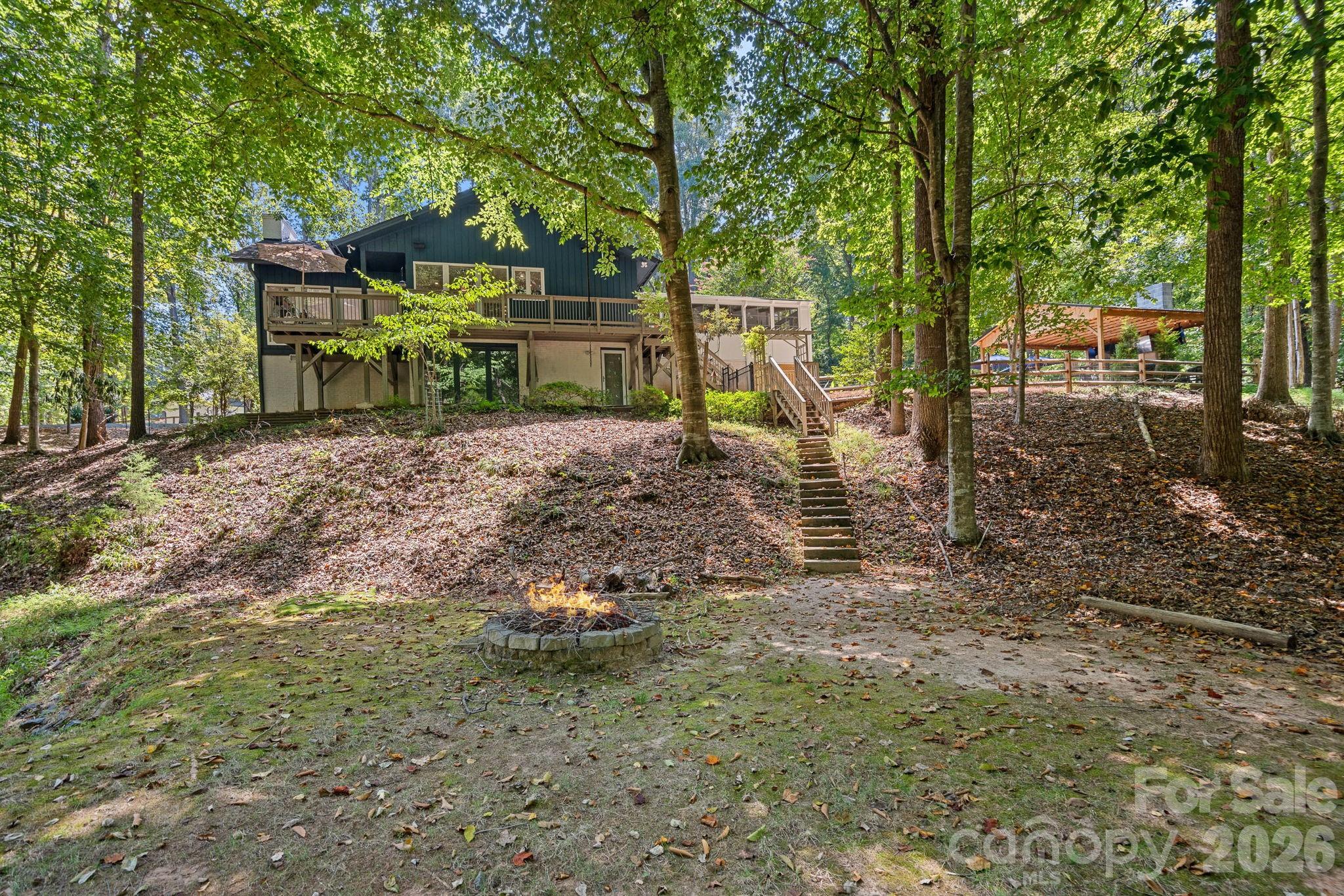 3100 Indian Rock Road Property Photo 37
