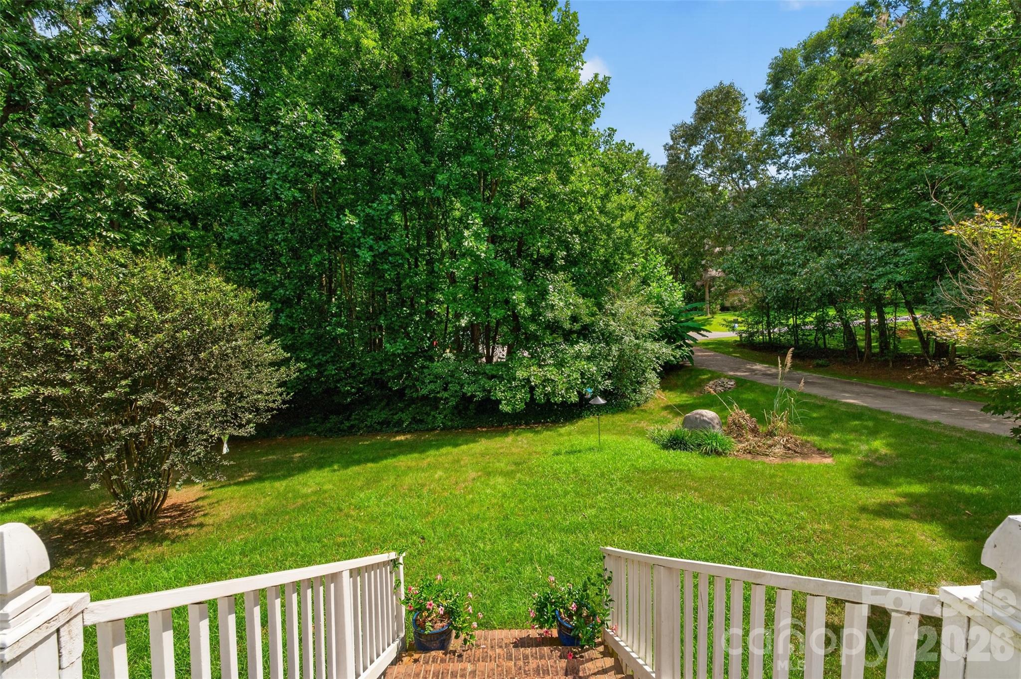 3635 Will Street Property Photo 5