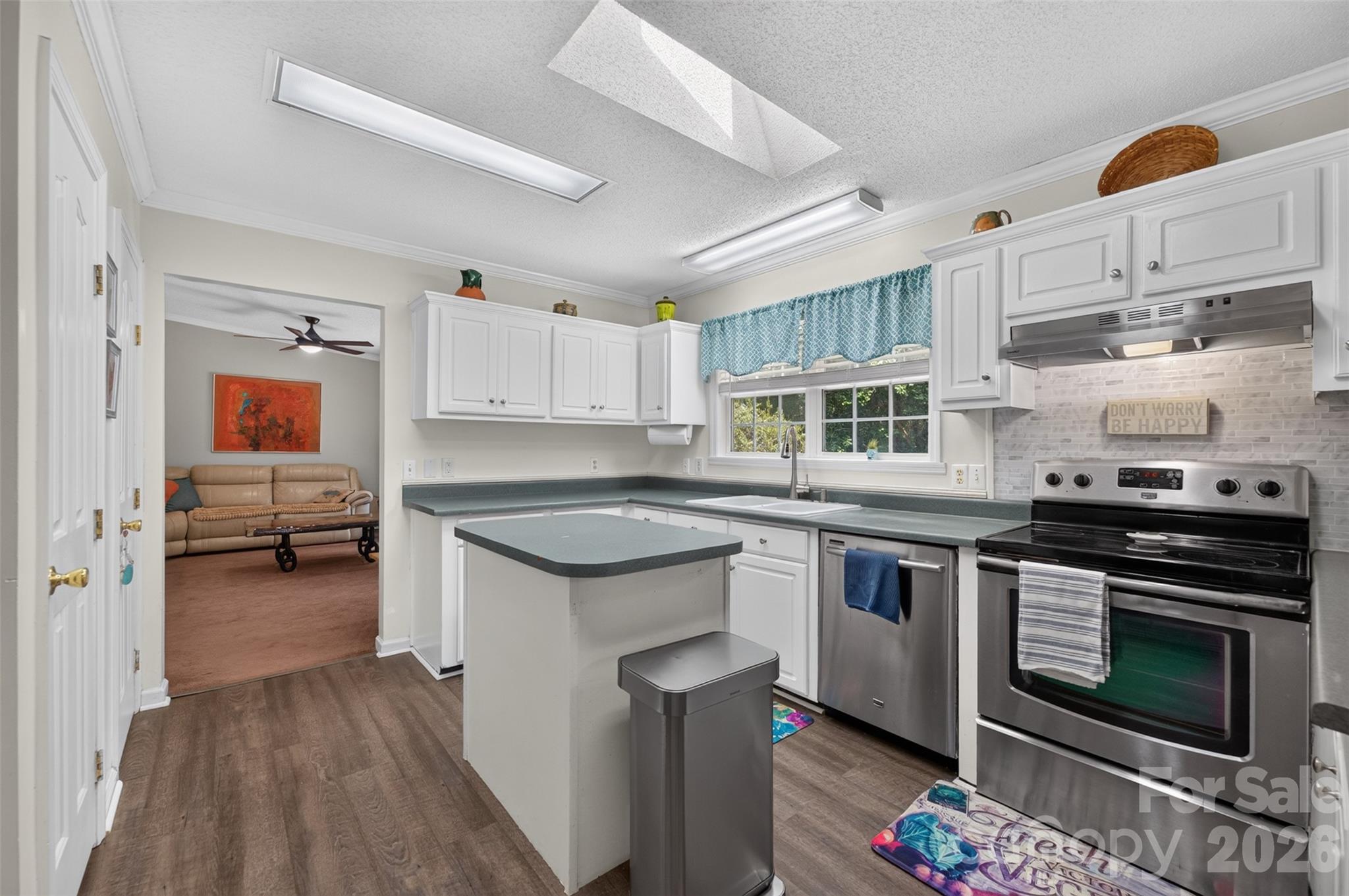 3635 Will Street Property Photo 13