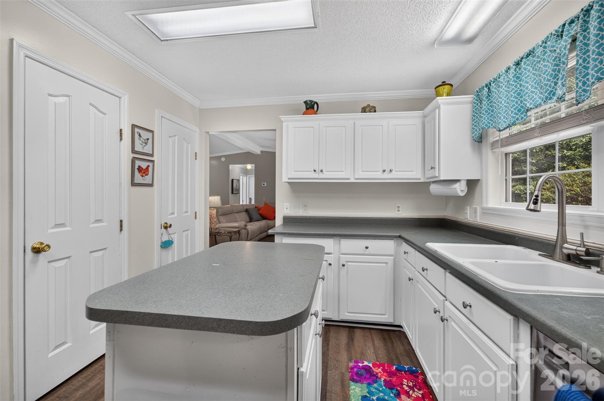 3635 Will Street Property Photo 16