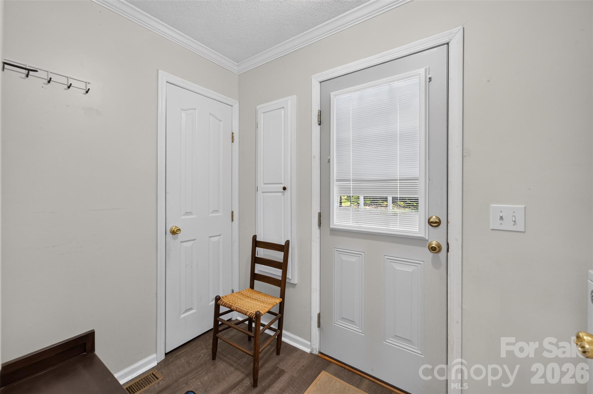 3635 Will Street Property Photo 24