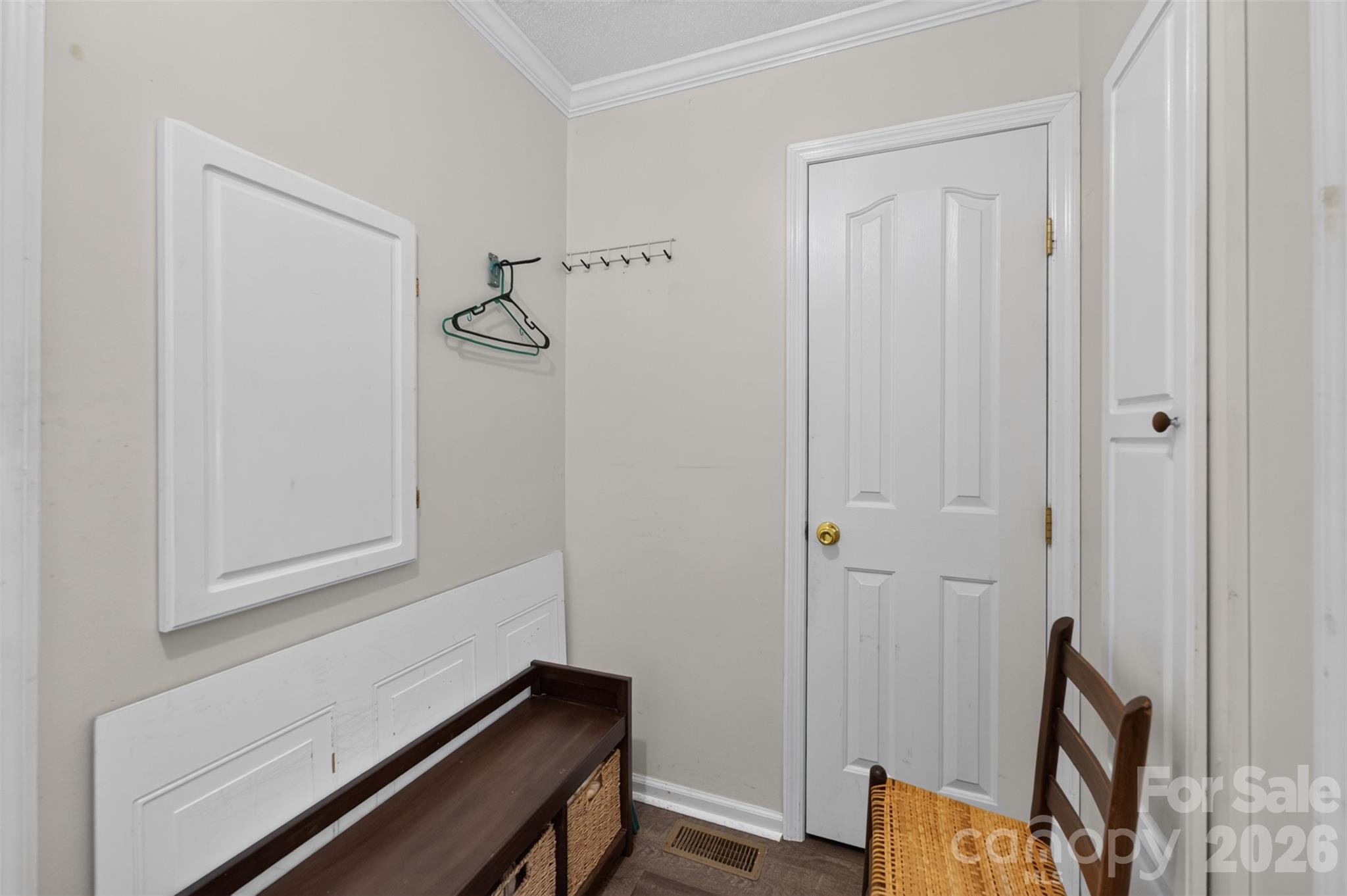 3635 Will Street Property Photo 25