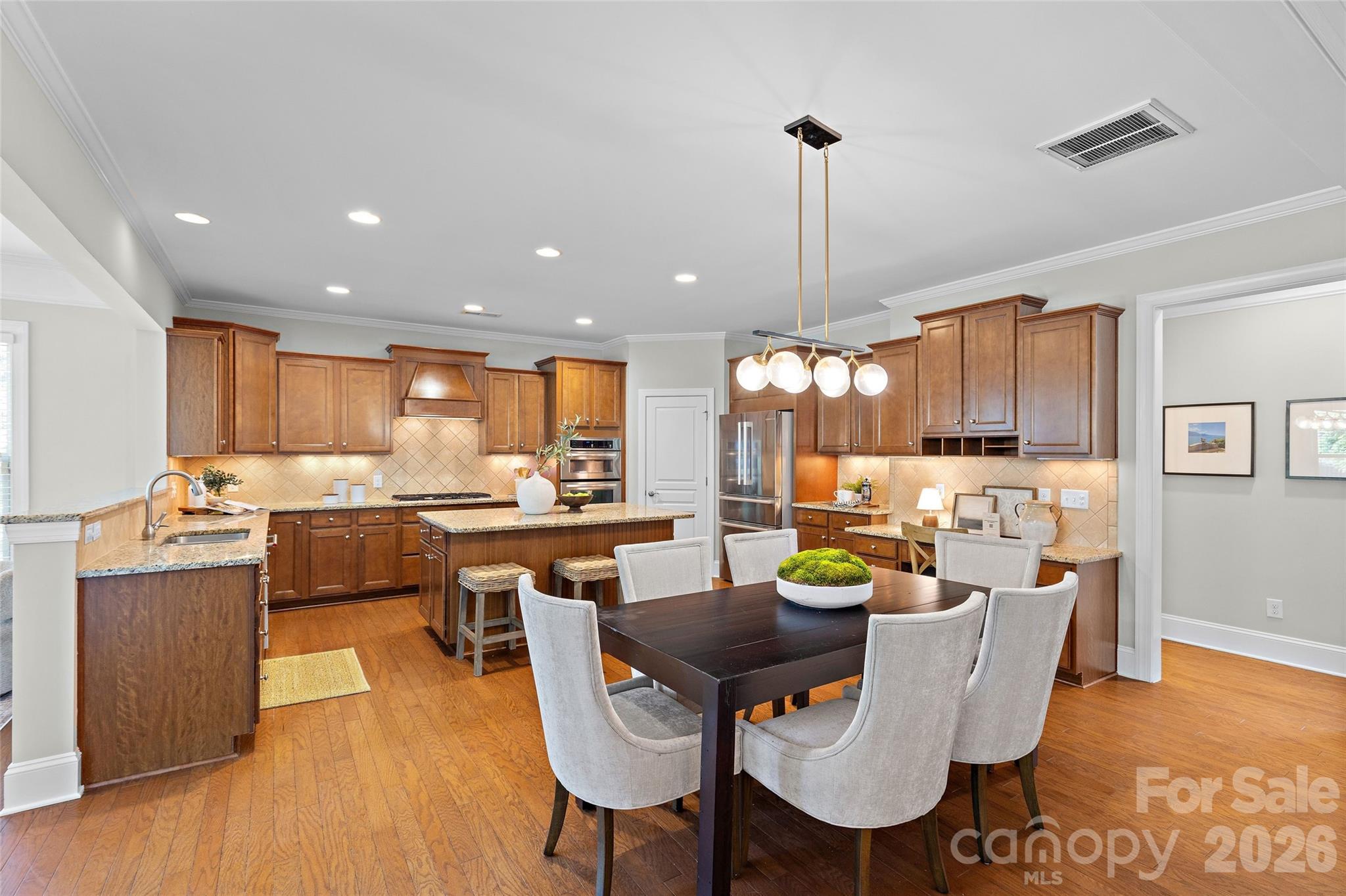 18510 Clavemorr Castle Court Property Photo 10