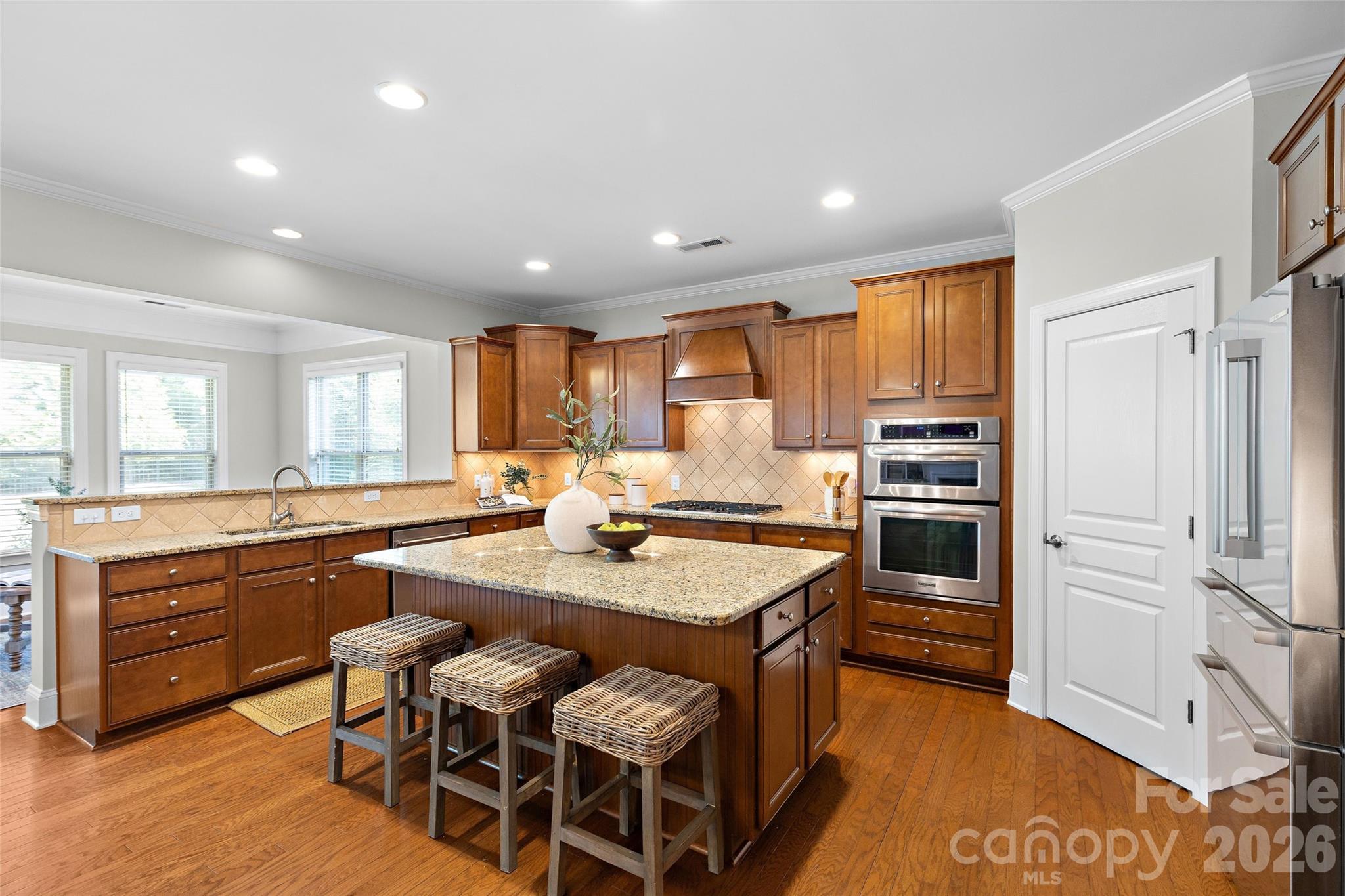 18510 Clavemorr Castle Court Property Photo 12