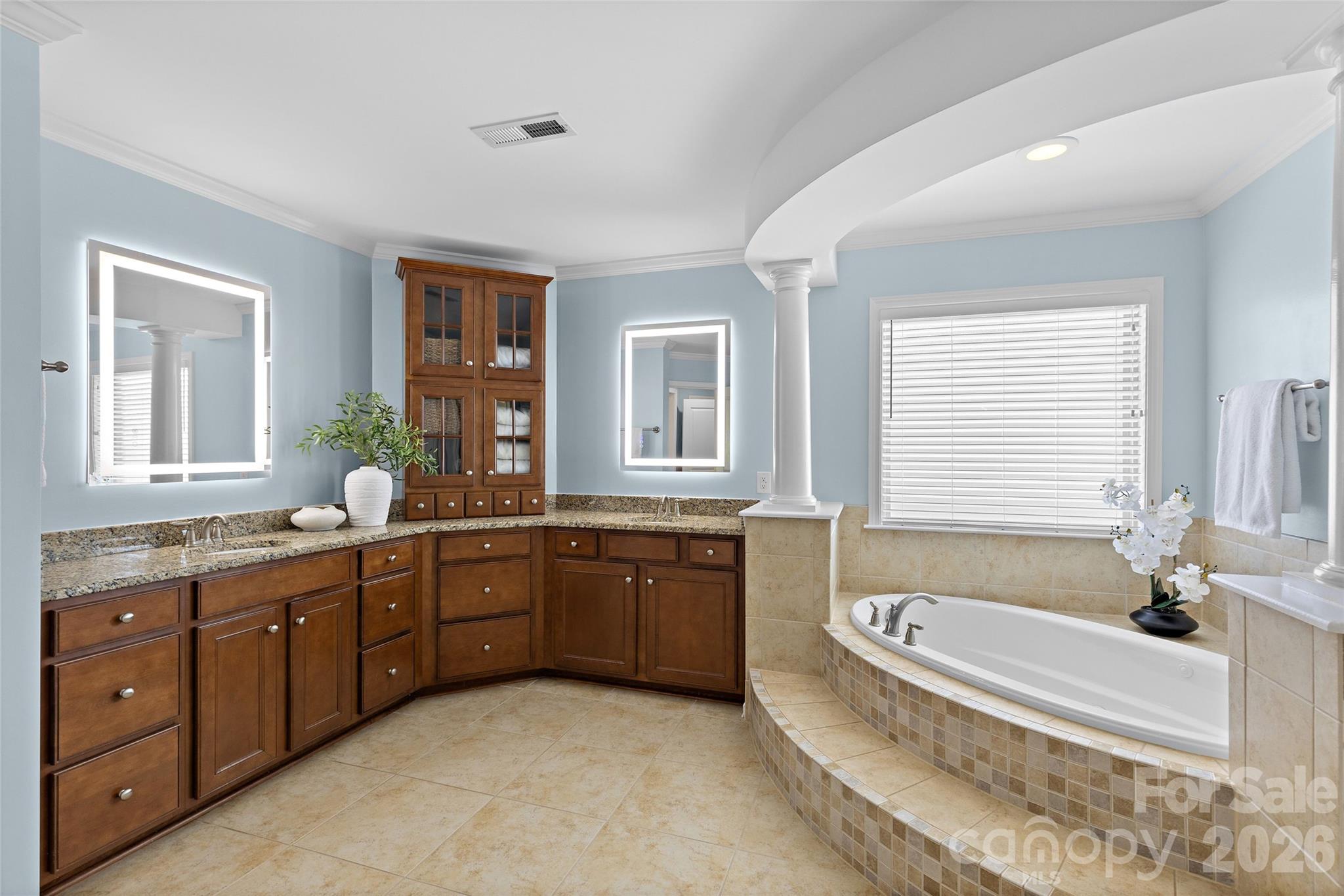 18510 Clavemorr Castle Court Property Photo 26