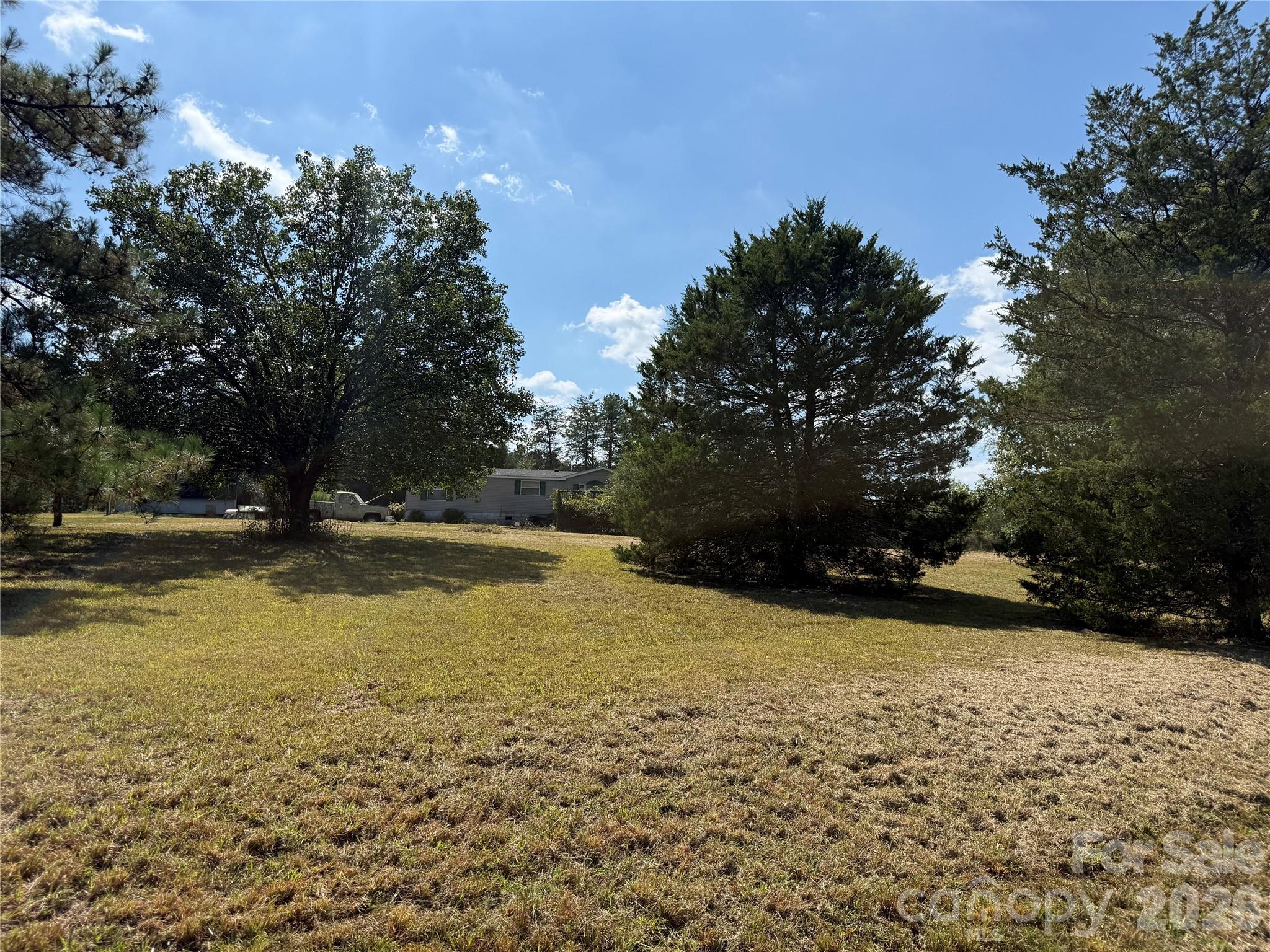916 Hines Road Property Photo 1