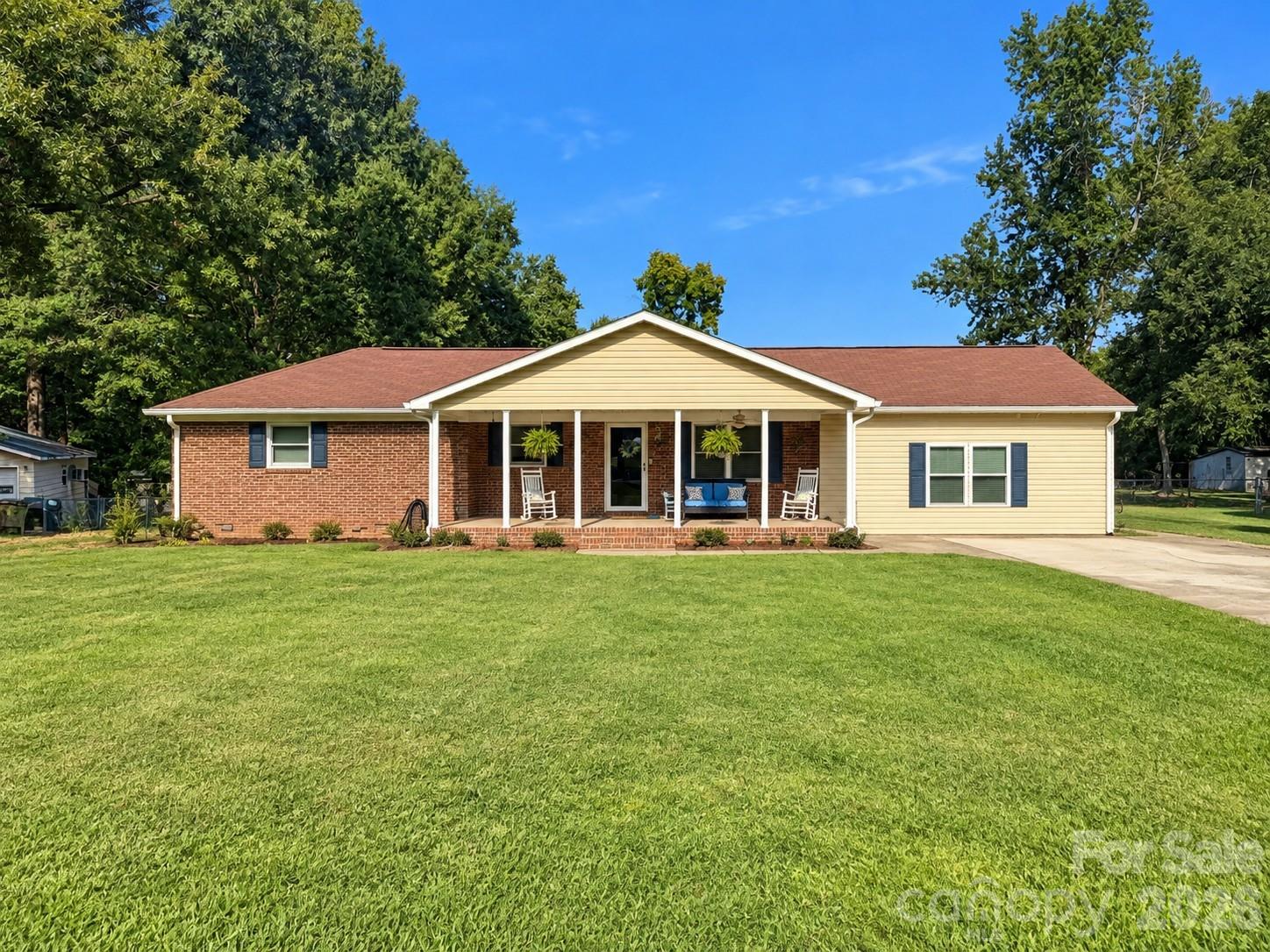 15229 Comanche Lane 21 Property Photo 1