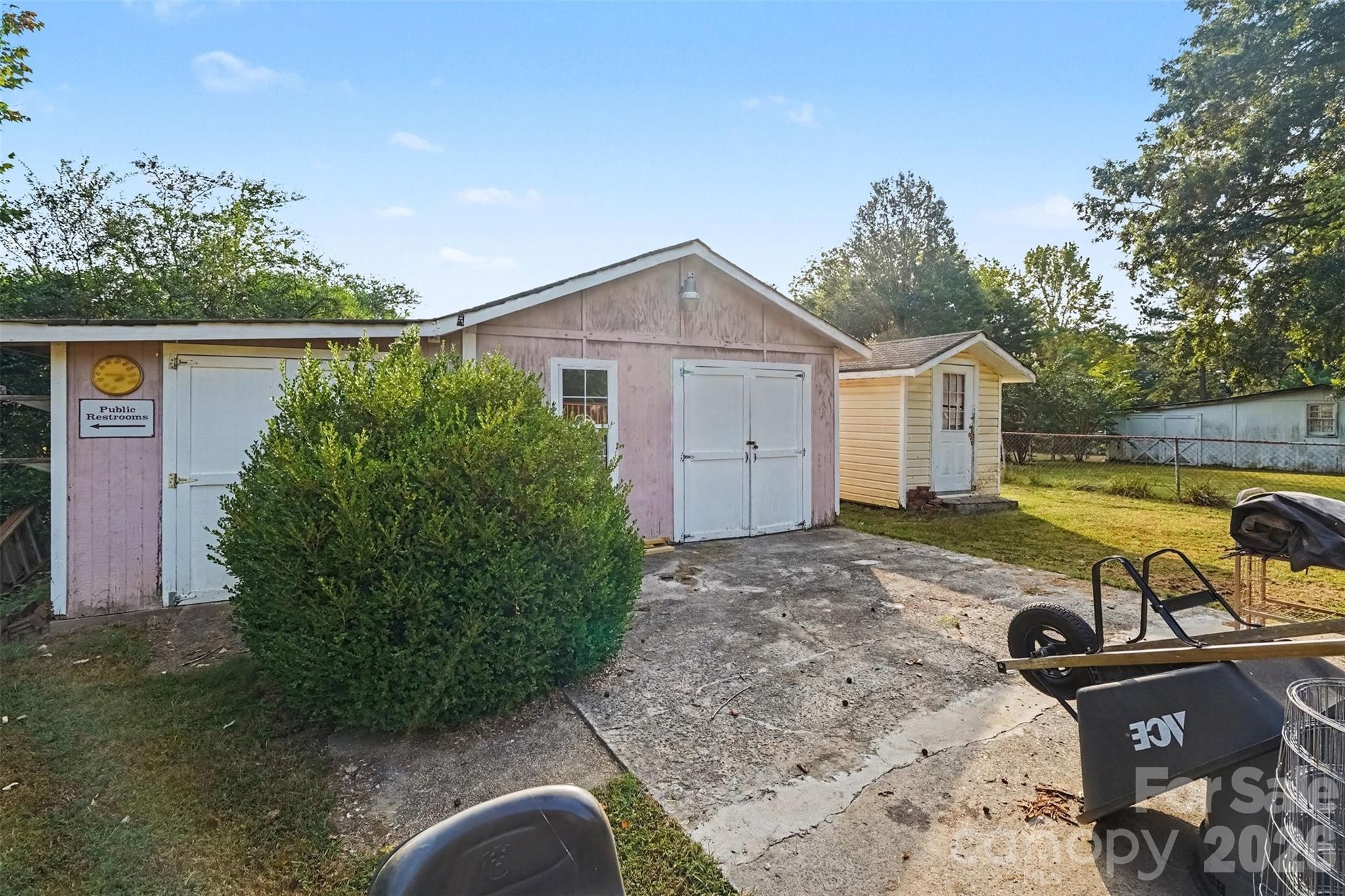 15229 Comanche Lane 21 Property Photo 23