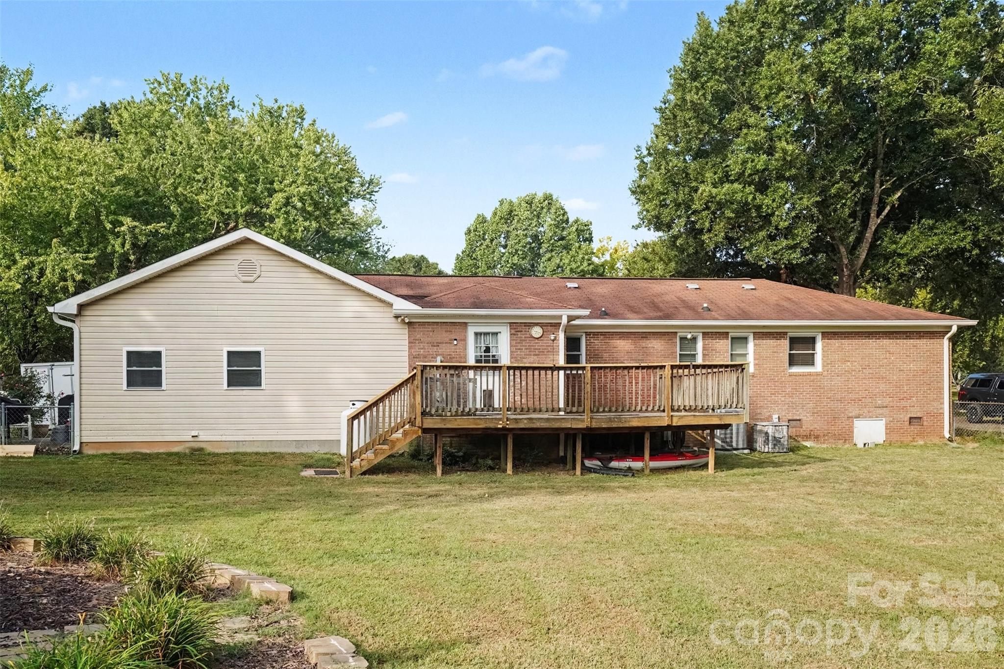 15229 Comanche Lane 21 Property Photo 24