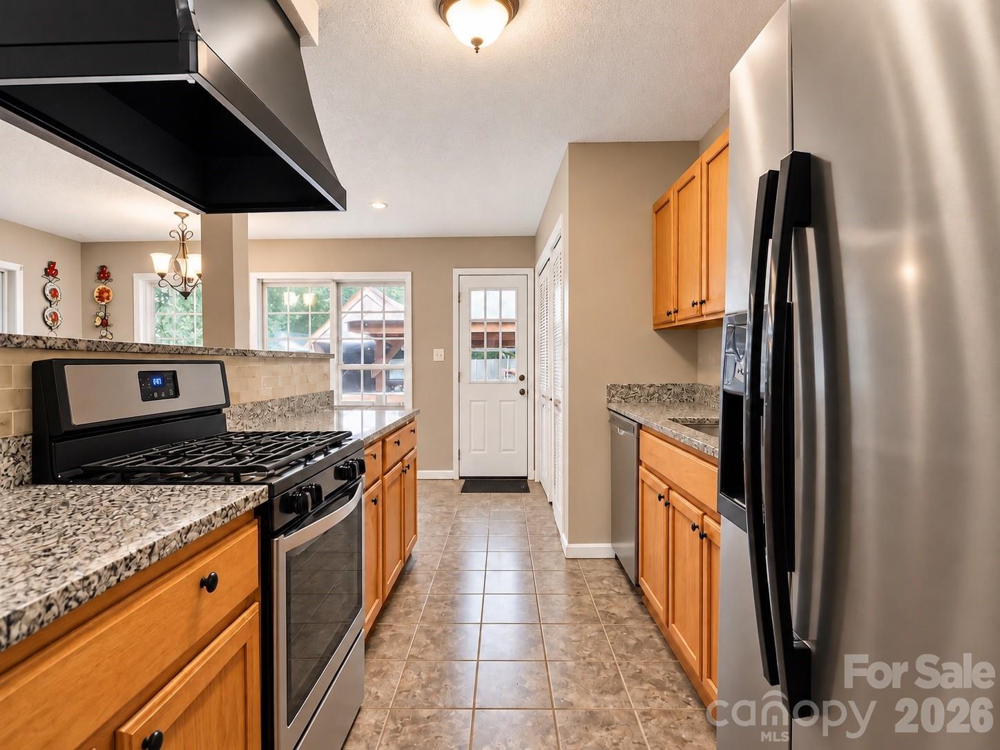 6501 Old Meadow Road Property Photo 5
