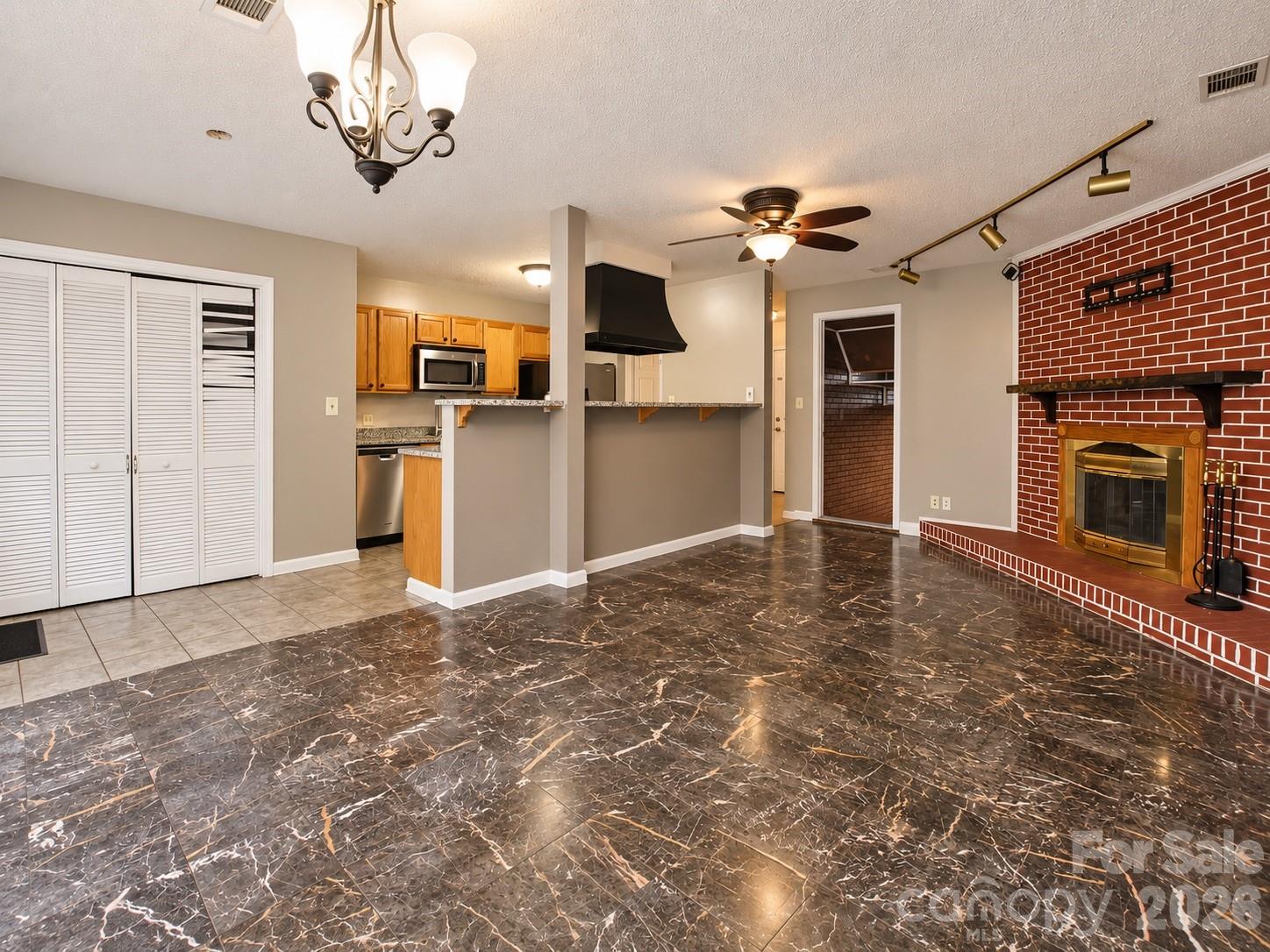 6501 Old Meadow Road Property Photo 8