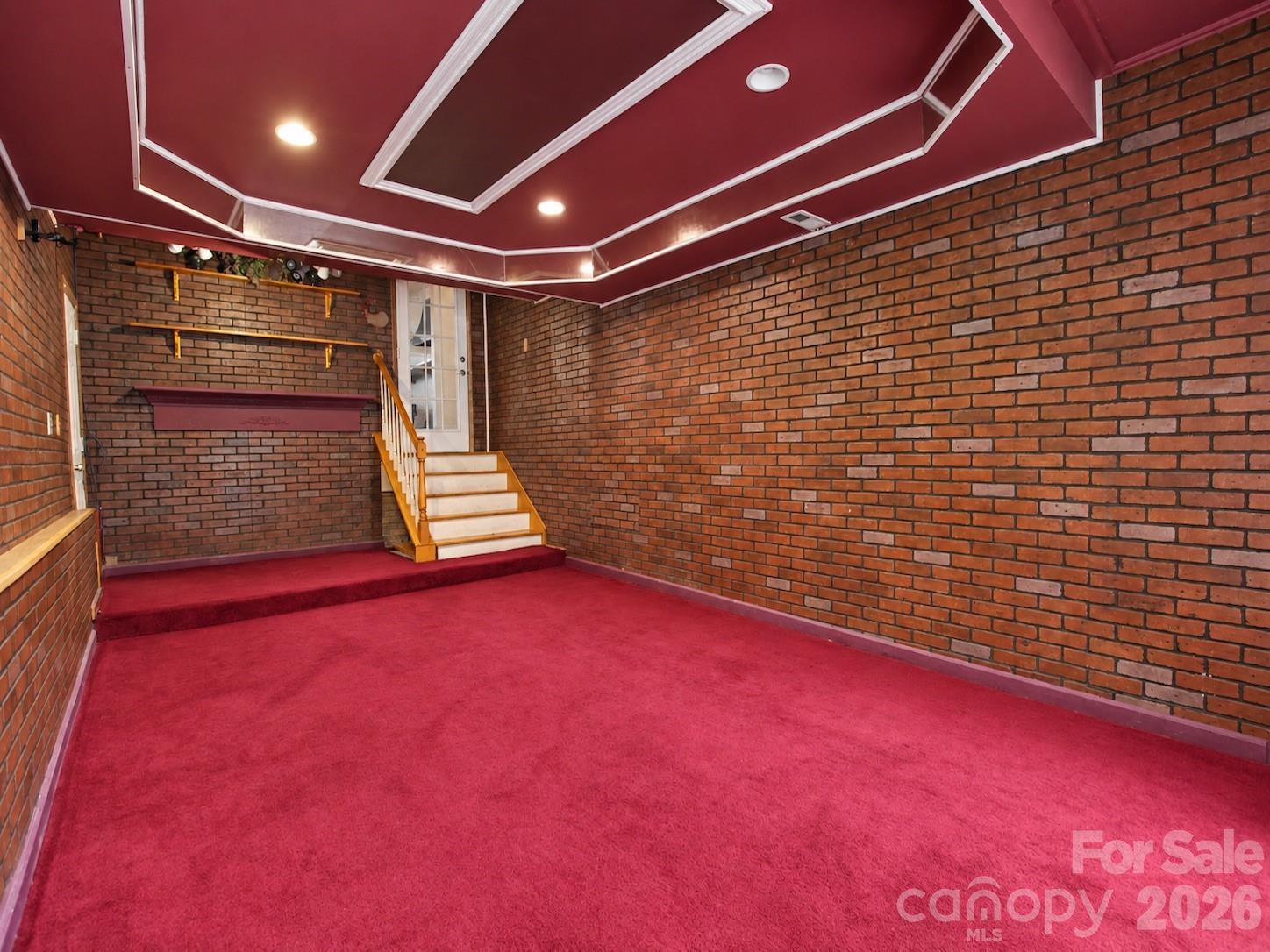6501 Old Meadow Road Property Photo 12