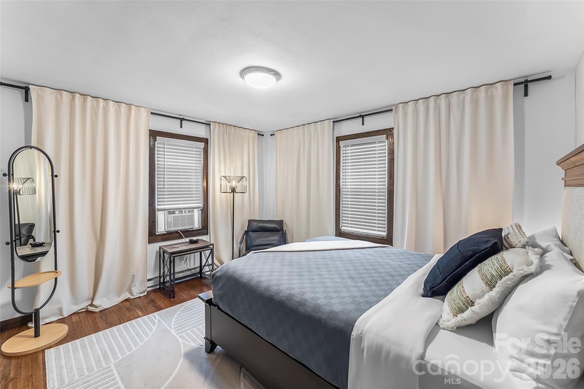 45 Henry Street Property Photo 13