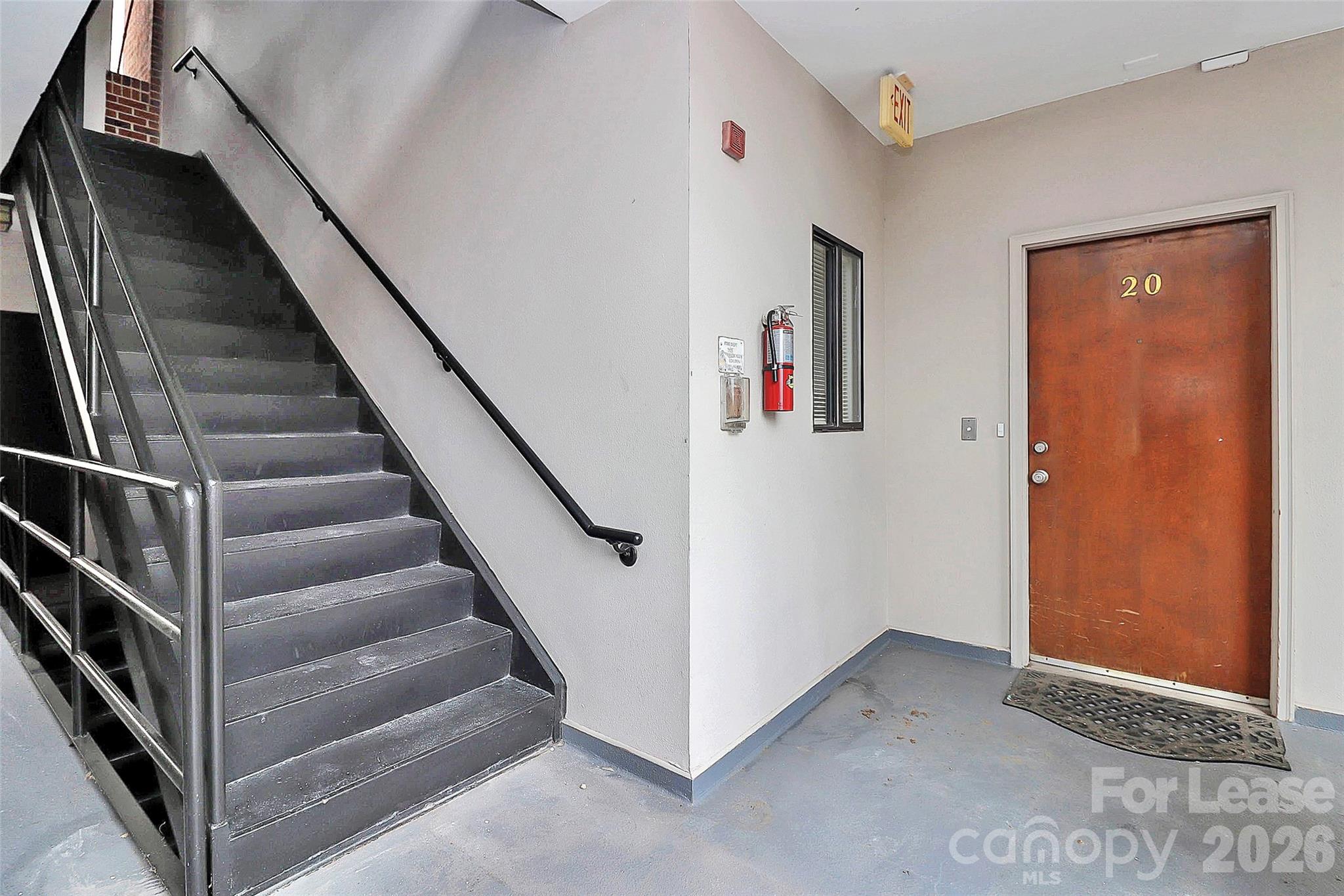 224 N Poplar Street 20 Property Photo 9