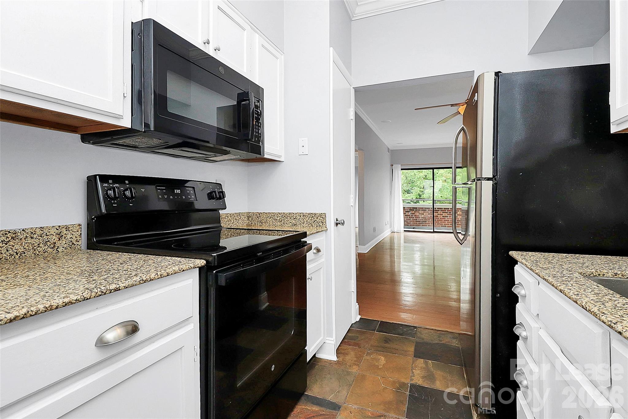 224 N Poplar Street 20 Property Photo 17
