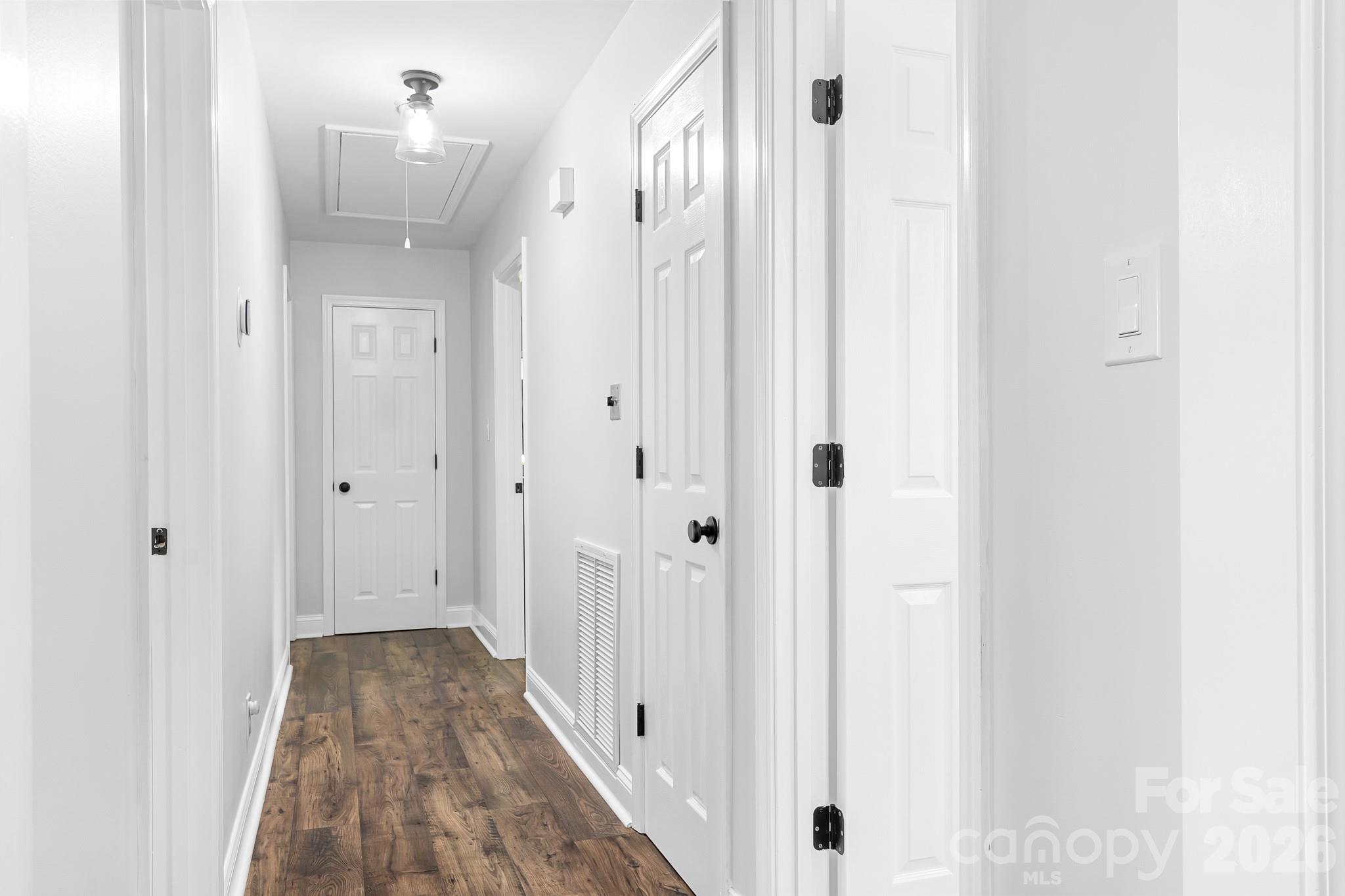 204 Nottingham Drive Property Photo 13