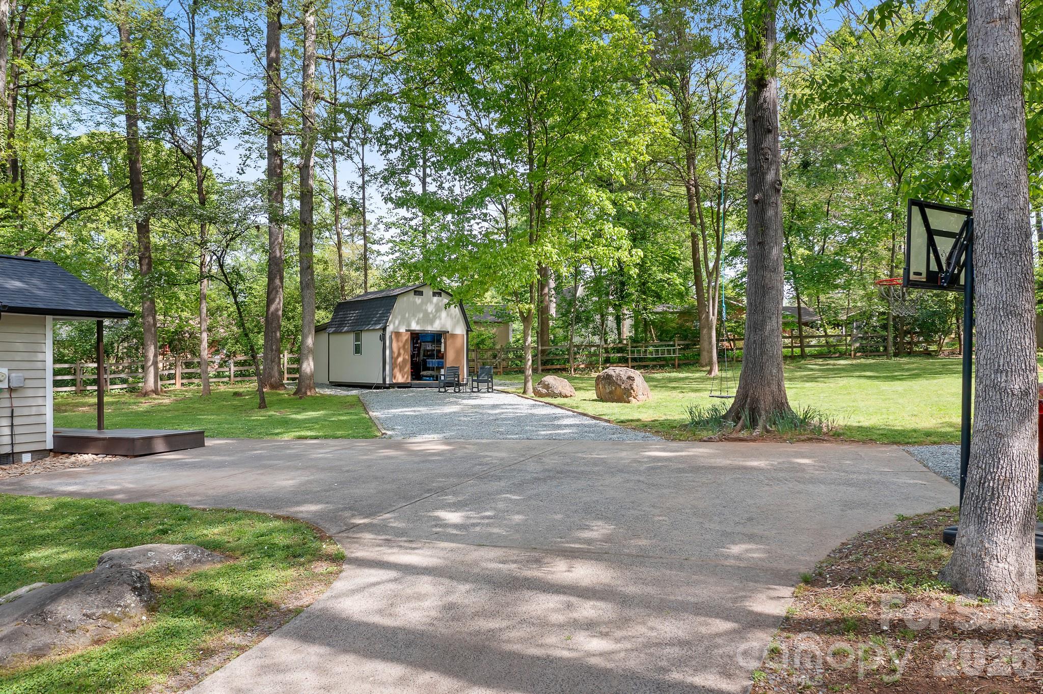 204 Nottingham Drive Property Photo 20