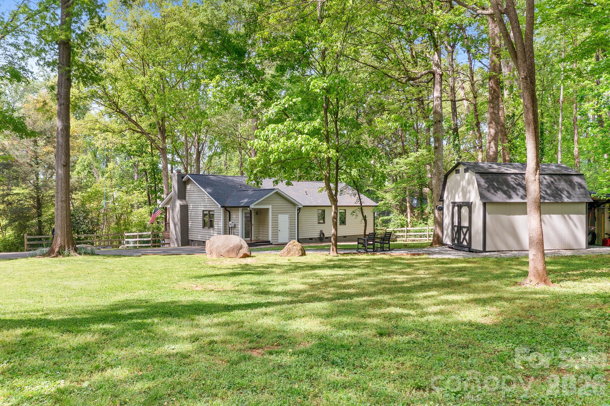 204 Nottingham Drive Property Photo 27