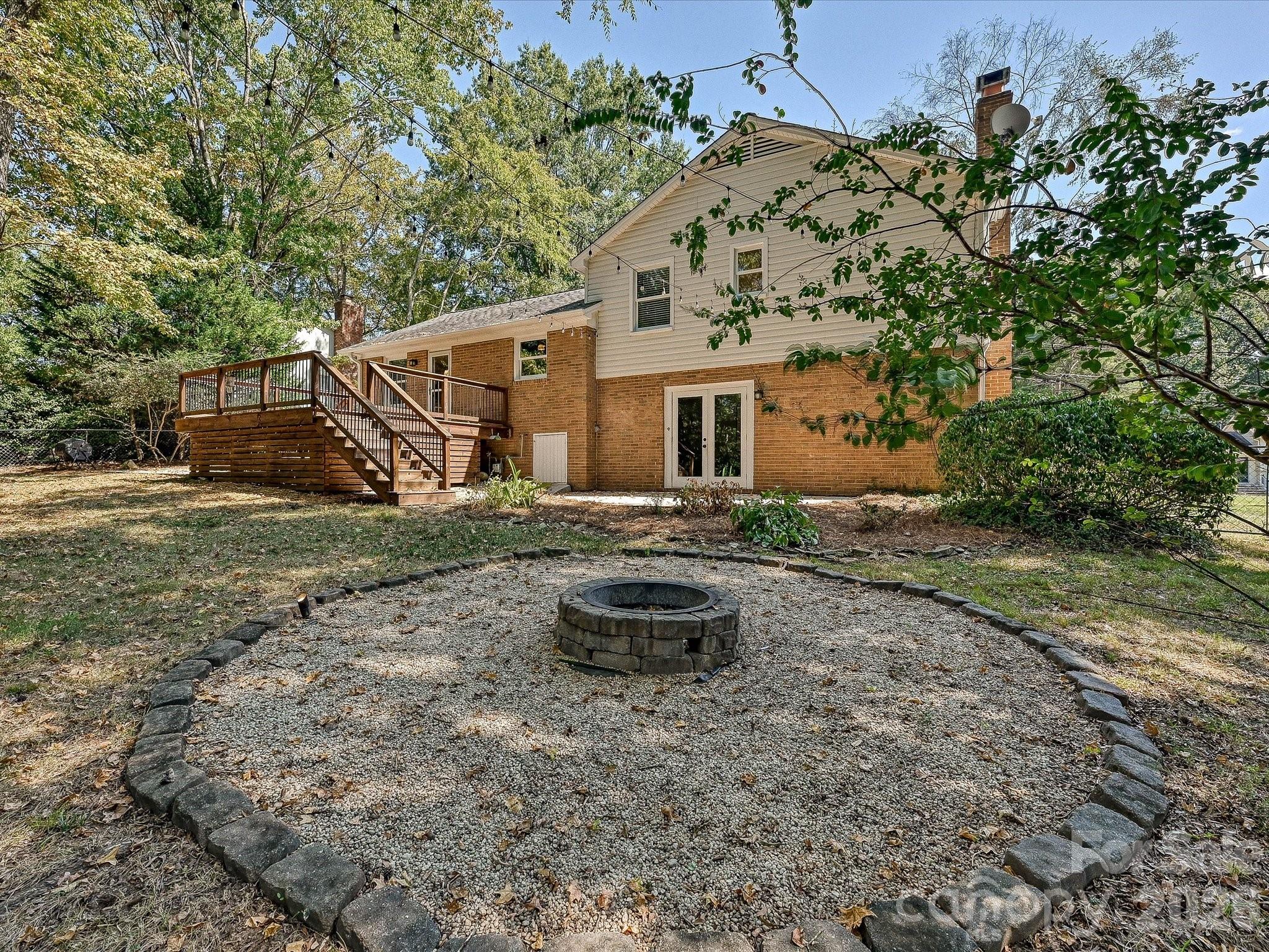 5936 Colchester Place Property Photo 28
