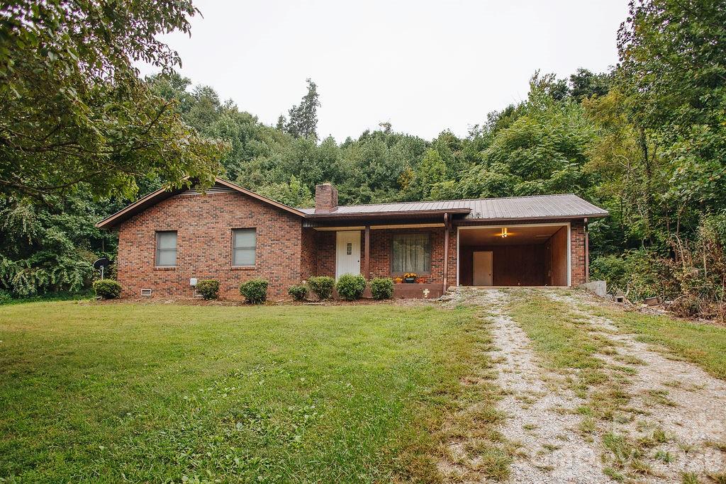6830 Bat Cave Road Property Photo 1