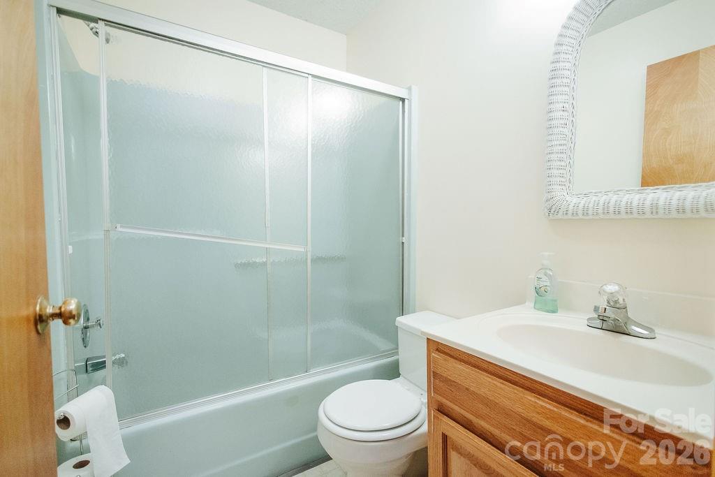 6830 Bat Cave Road Property Photo 16