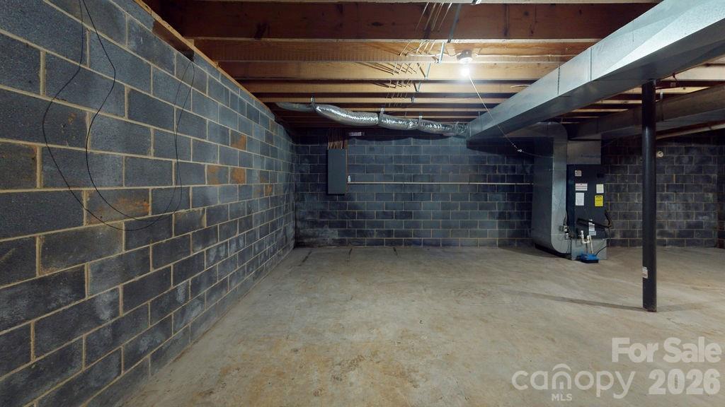 6830 Bat Cave Road Property Photo 31