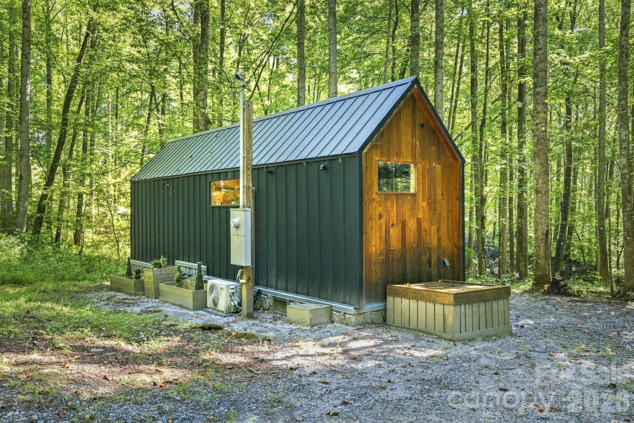 145 Kingfisher Lane Property Photo 1