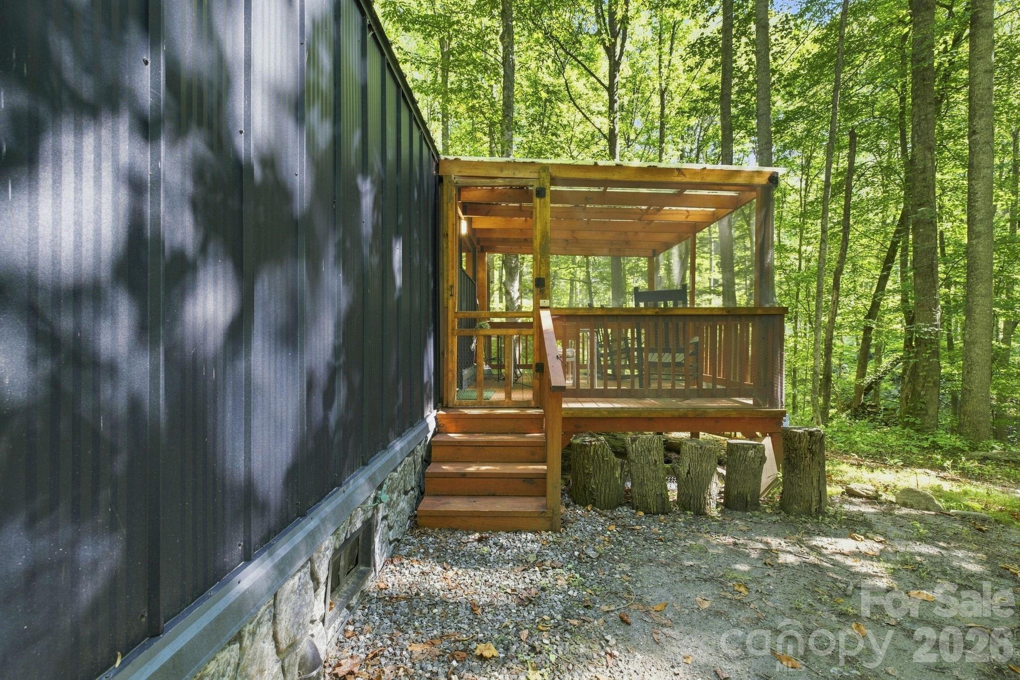 145 Kingfisher Lane Property Photo 3