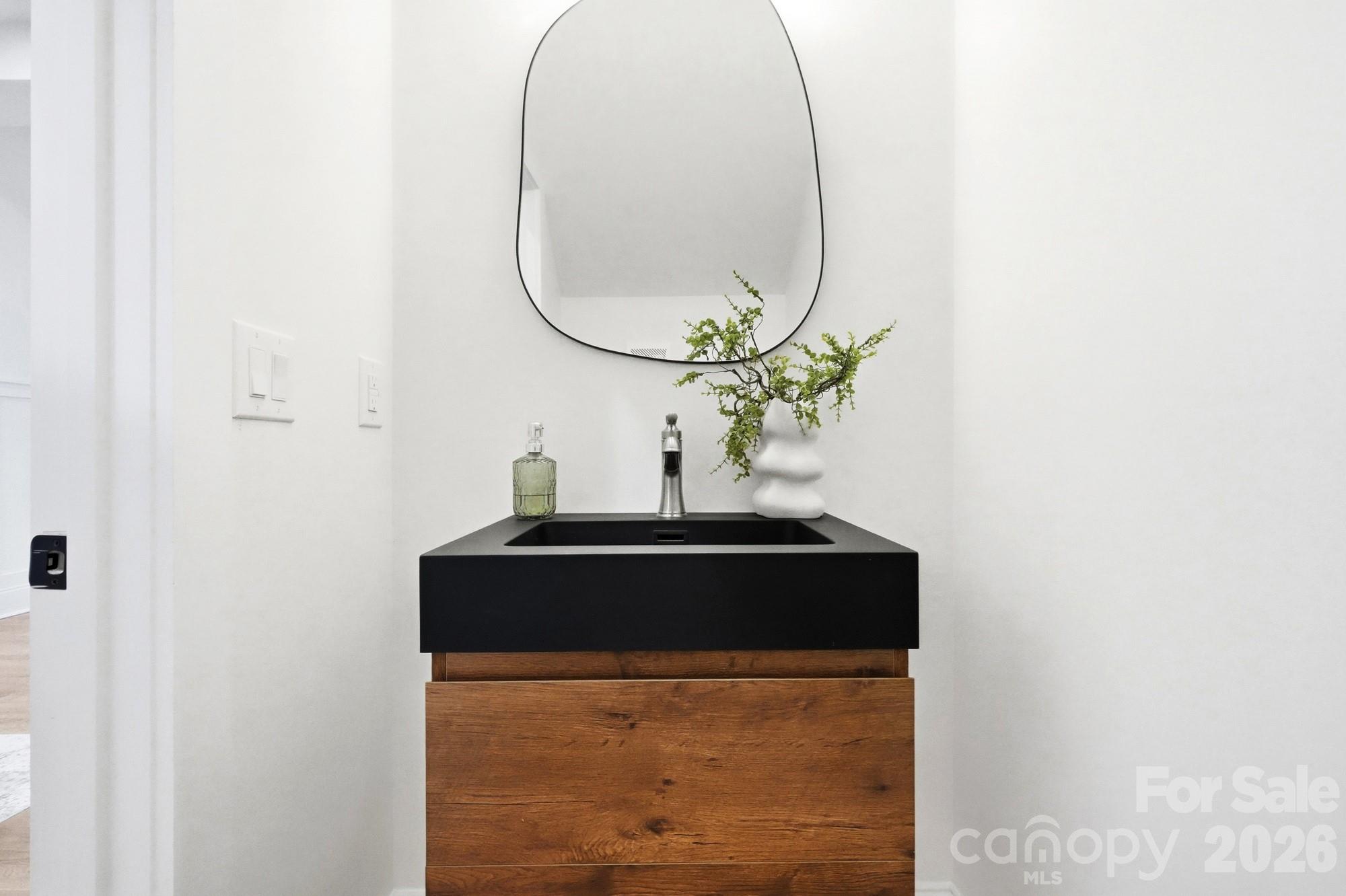1412 Kennon Street Property Photo 7