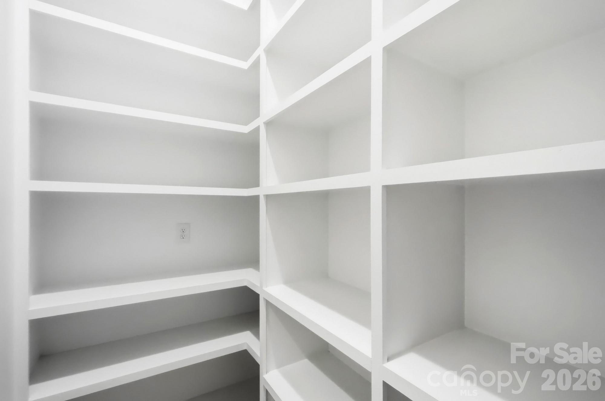1412 Kennon Street Property Photo 16